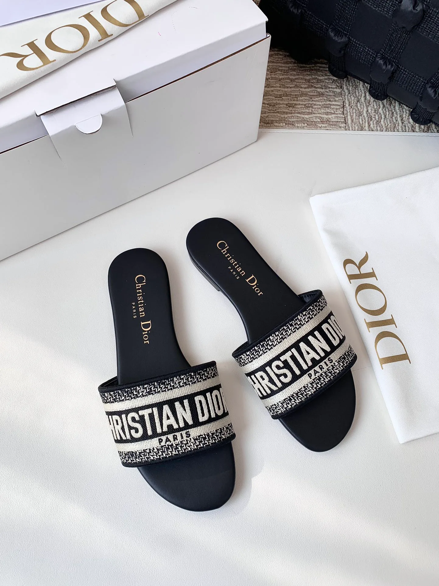 Шлепанцы Женские Christian Dior 12679391
