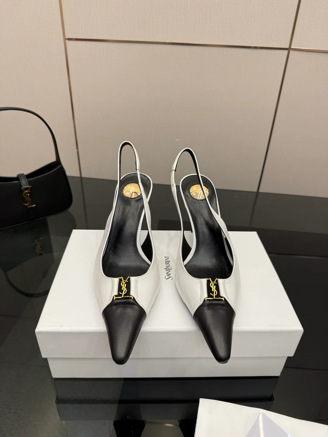 Босоножки Женские Saint Laurent 11409917