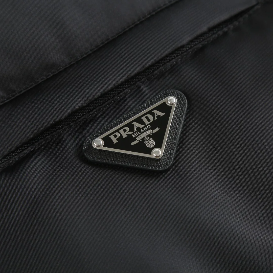 Куртки И Пуховики Женские Prada 17965102
