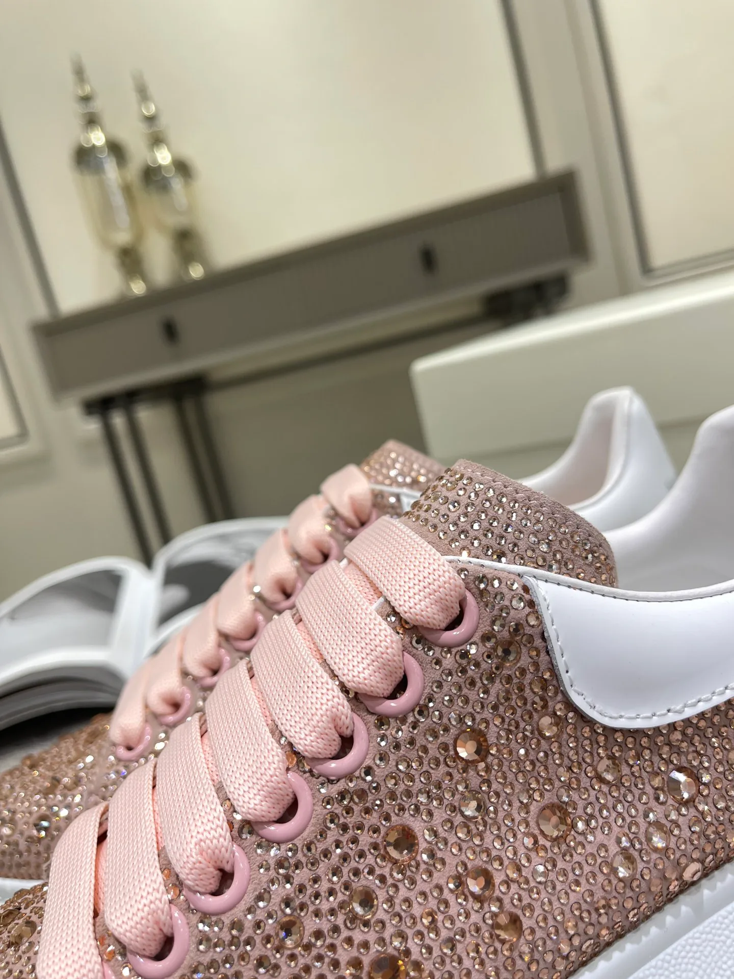 Кроссовки Женские Alexander Mcqueen 3446195