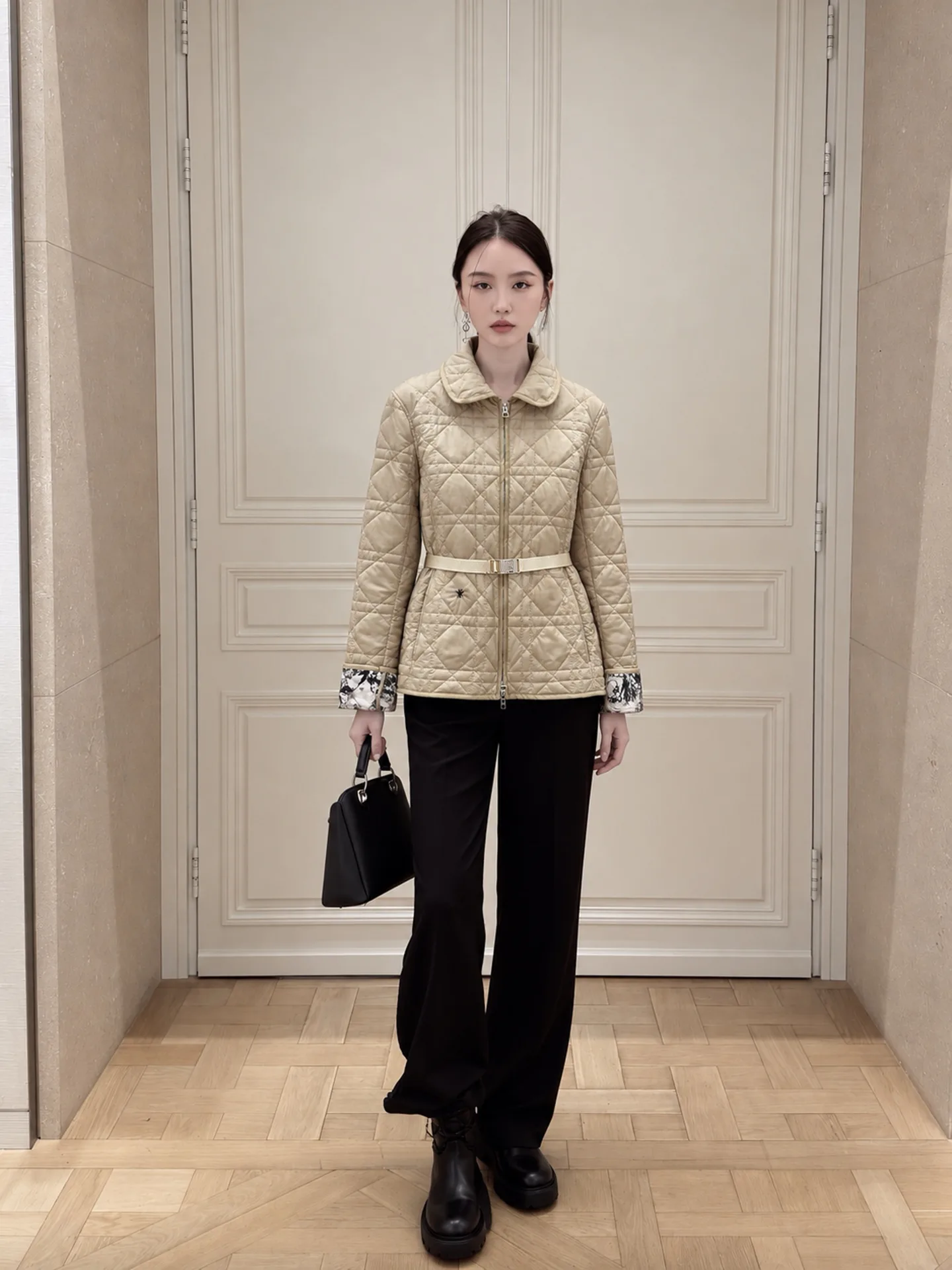 Куртки И Пуховики Женские Christian Dior 19182036