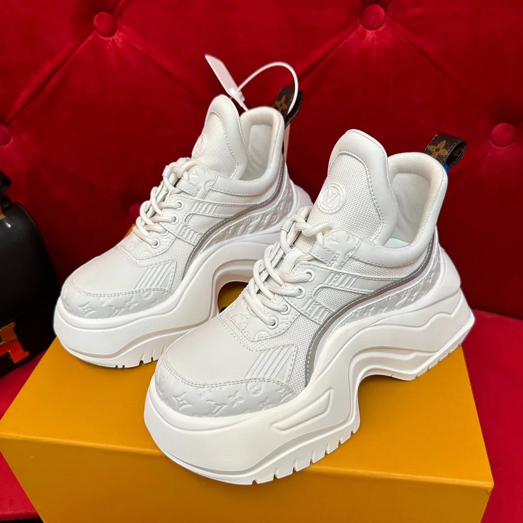 Кроссовки Женские Louis Vuitton 14851