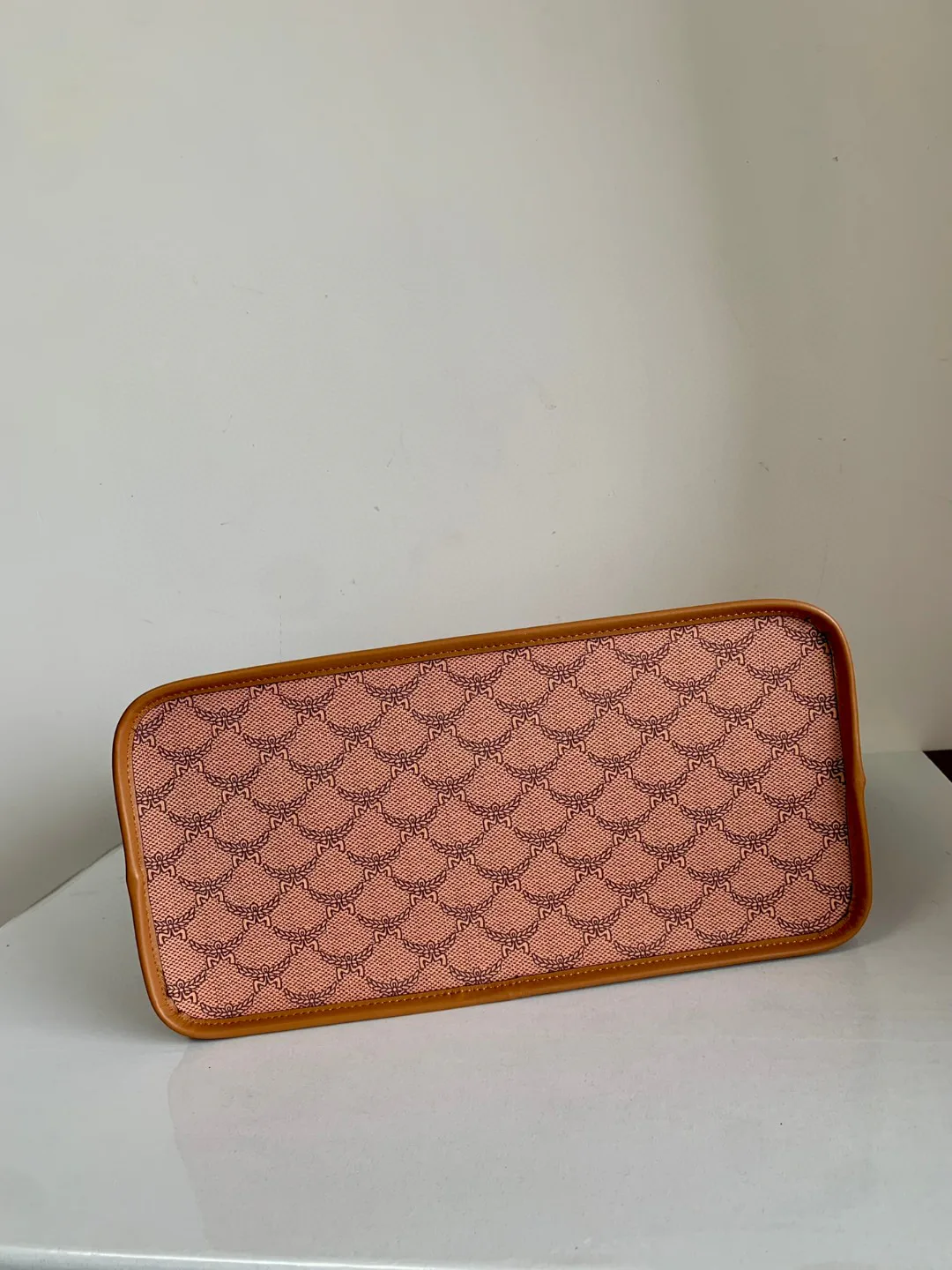 Классические Сумки Женские Mcm 9836276