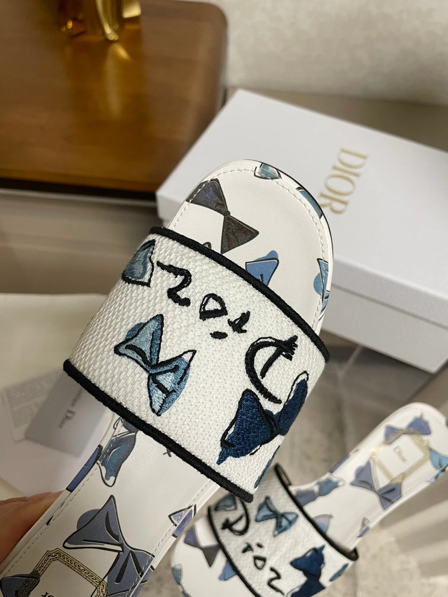 Босоножки Женские Christian Dior 18633903