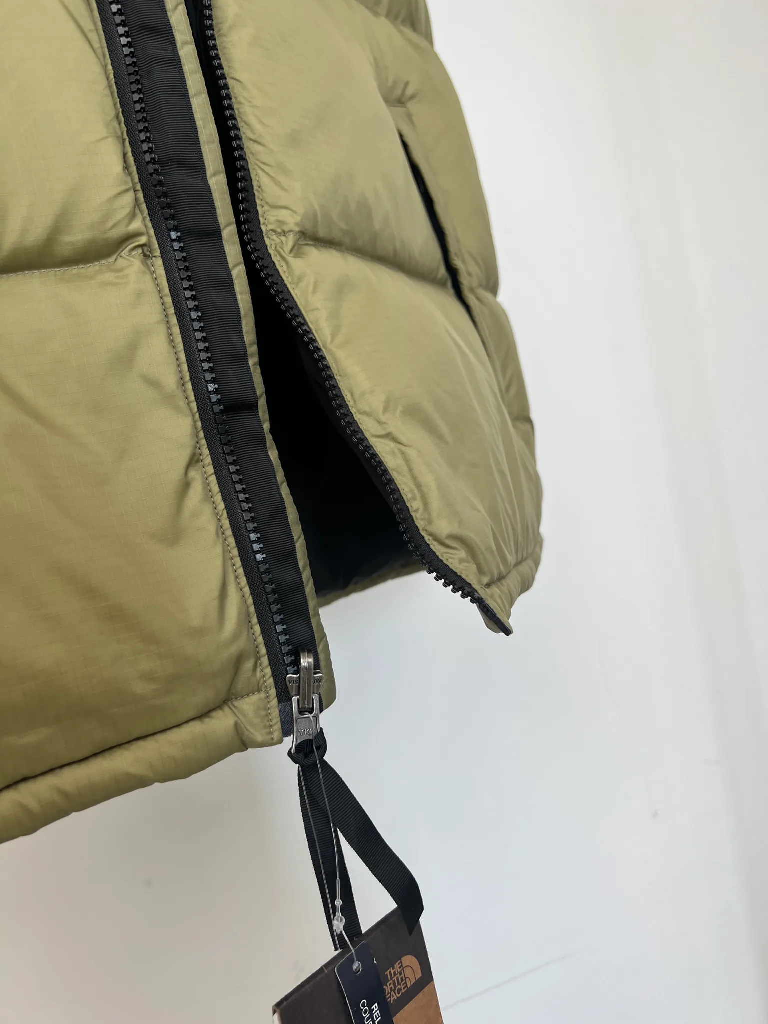 Жилеты Женские The North Face 18416024