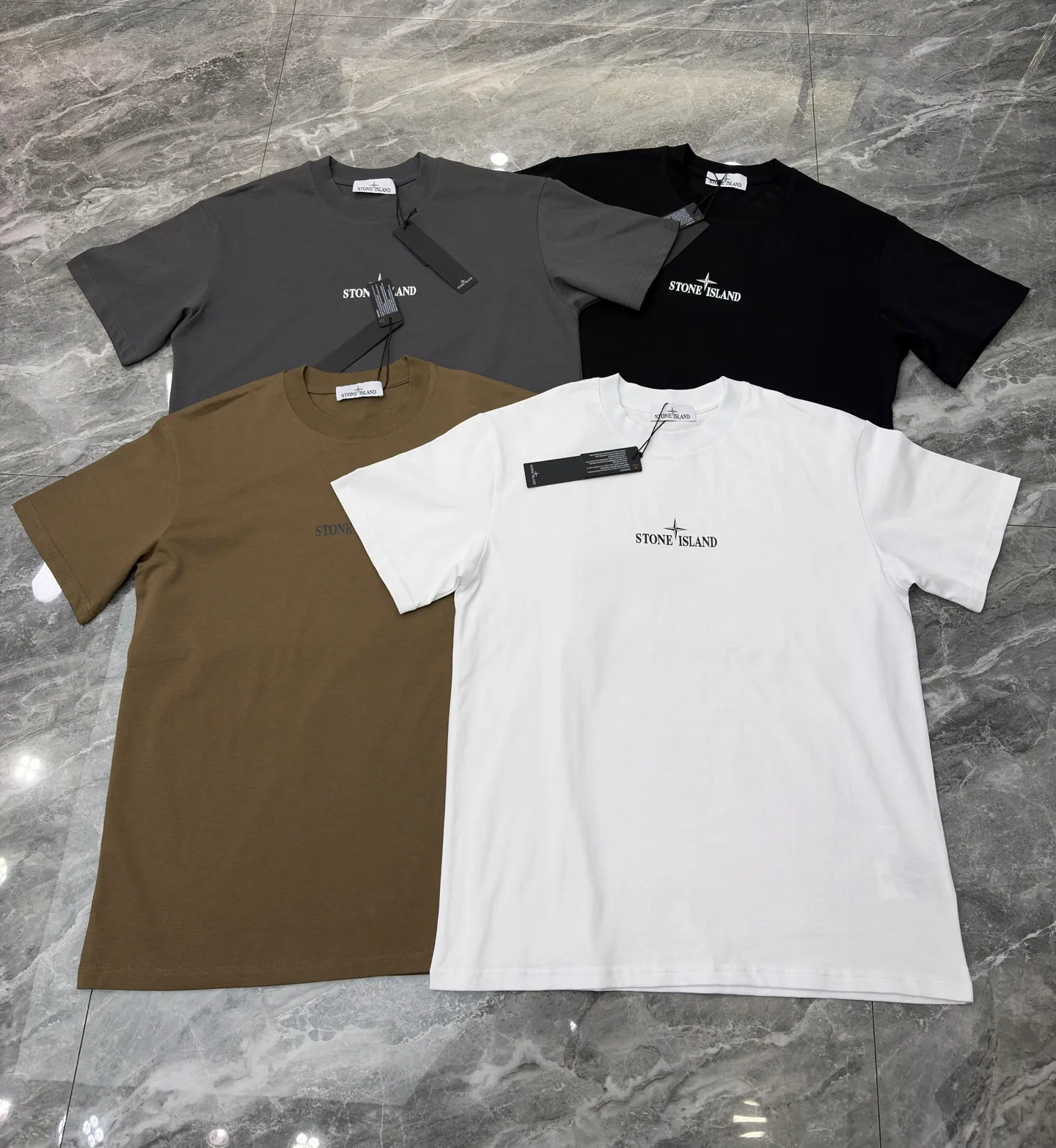 Футболки Женские Stone Island 11424363