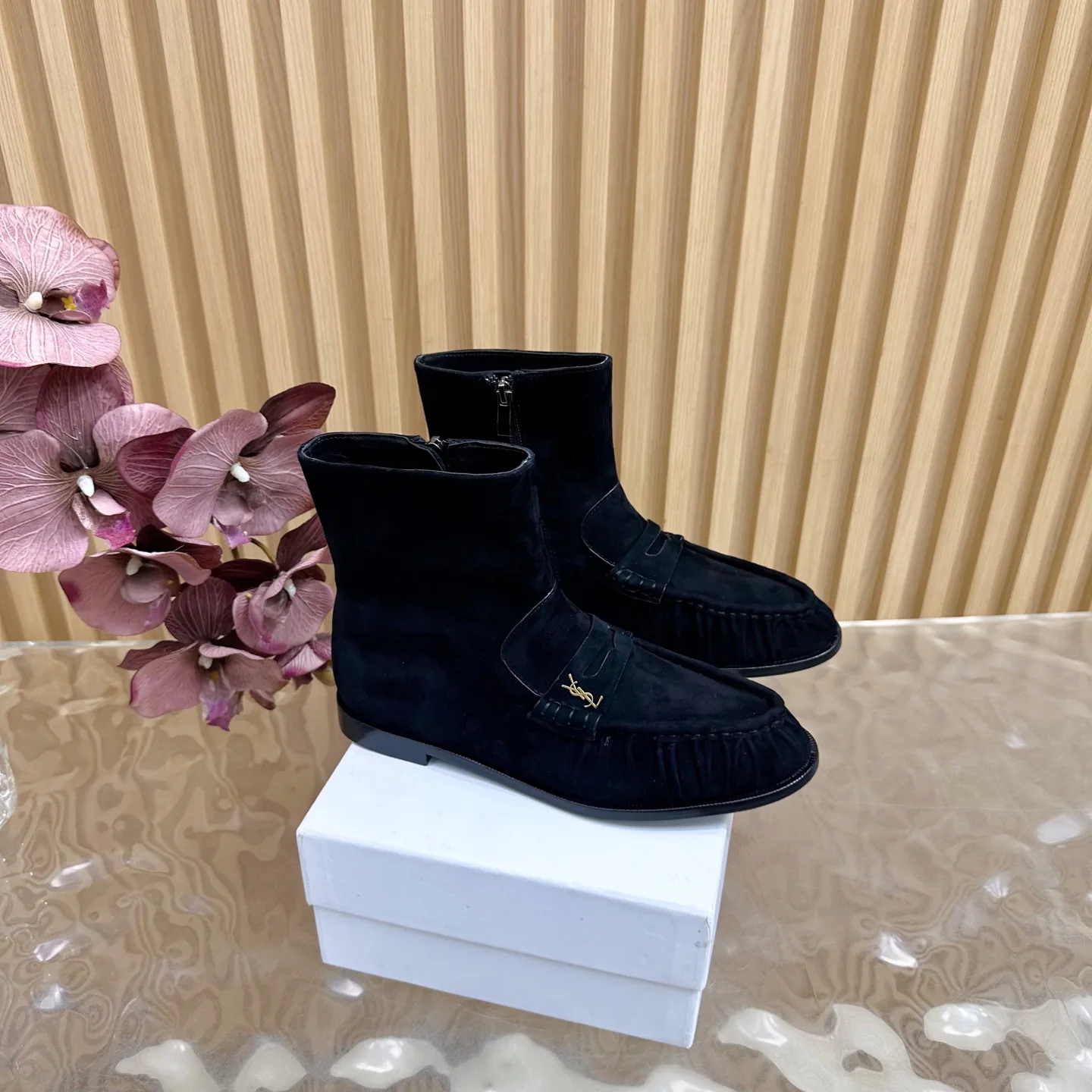 Ботинки Женские Saint Laurent 133122