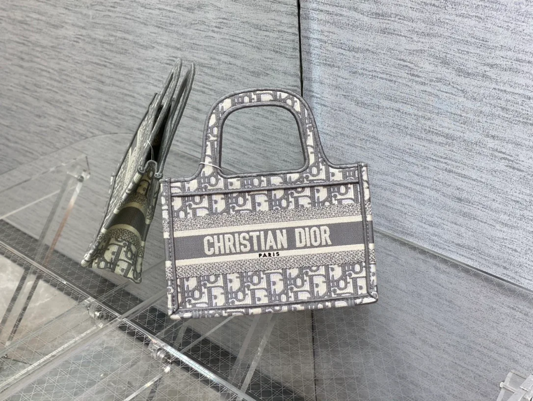 Классические Сумки Женские Christian Dior 82435