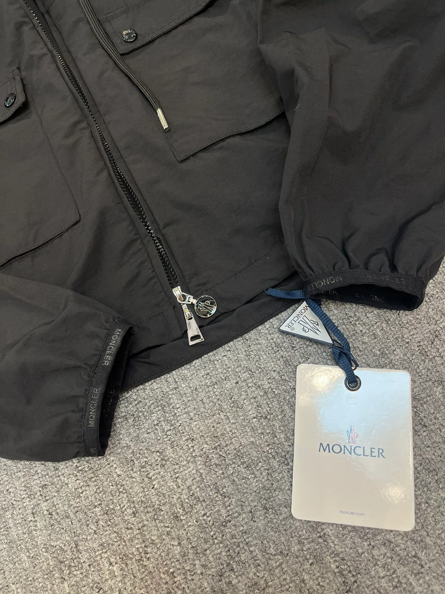 Куртки И Пуховики Женские Moncler 10248557