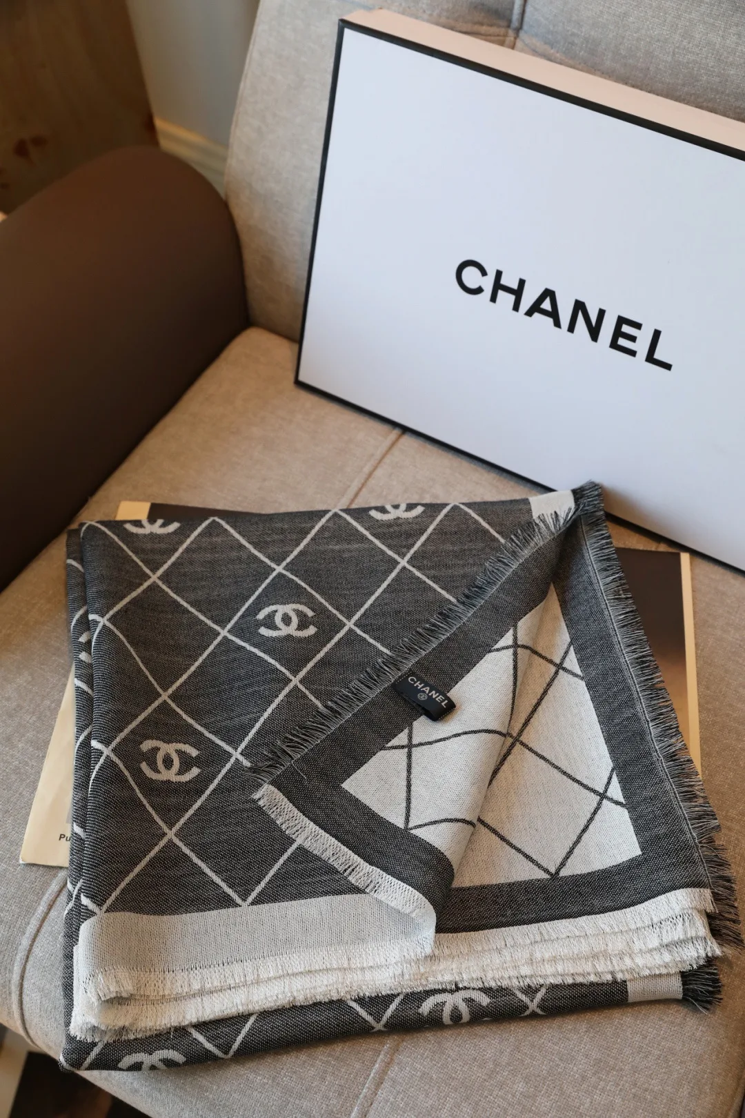 Шарфы Chanel 11852760