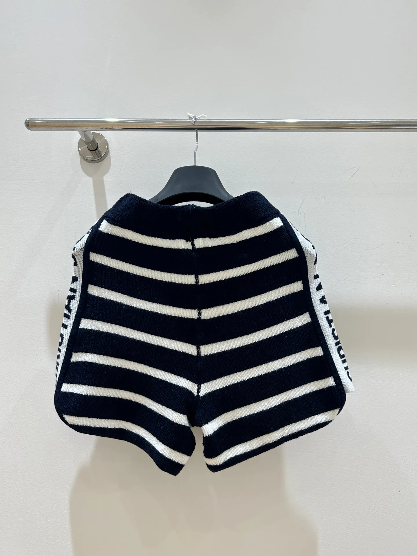 Шорты Женские Christian Dior 122001