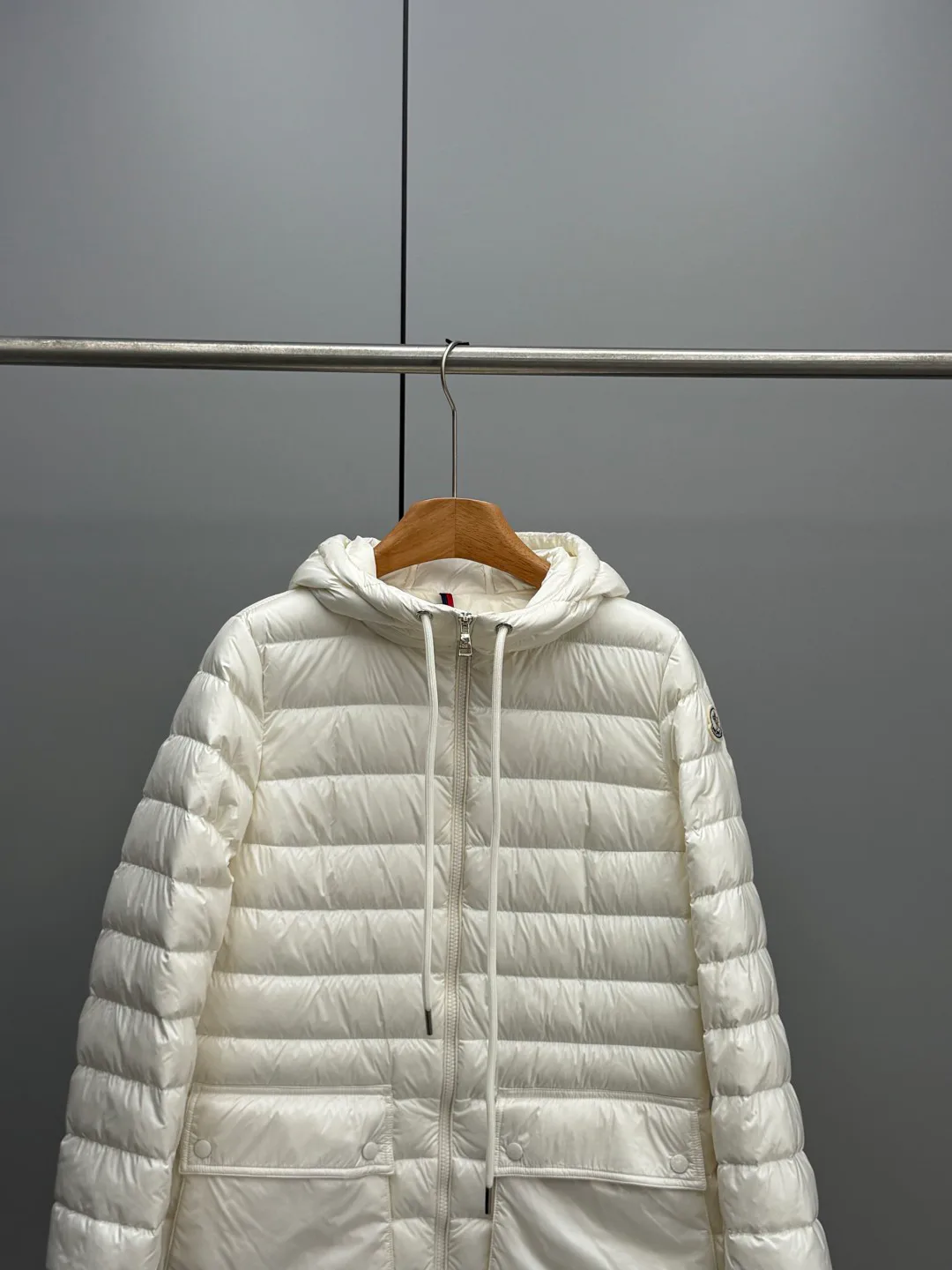 Куртки И Пуховики Женские Moncler 17897335
