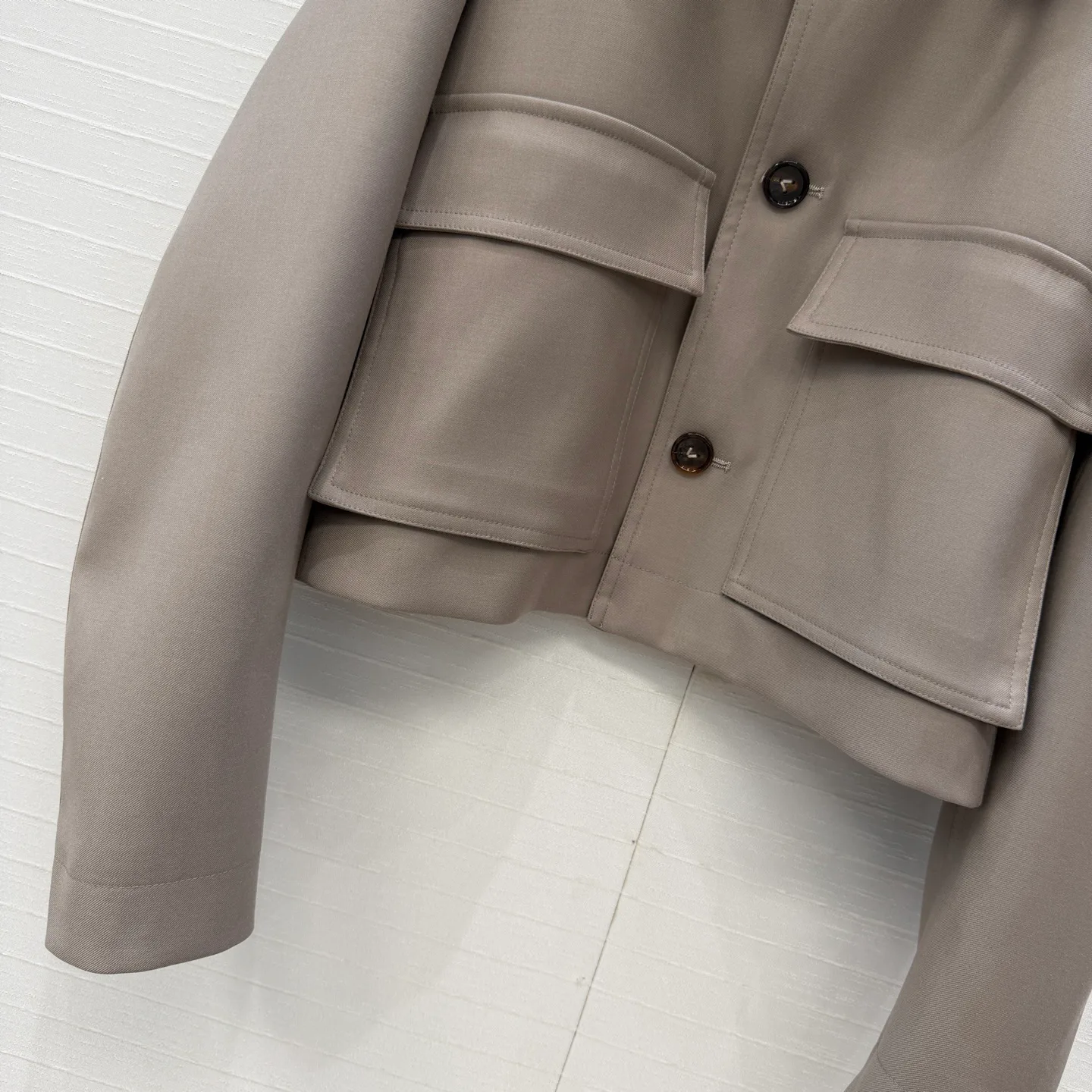 Кожаные Куртки И Дублёнки Женские Bottega Veneta 11520307