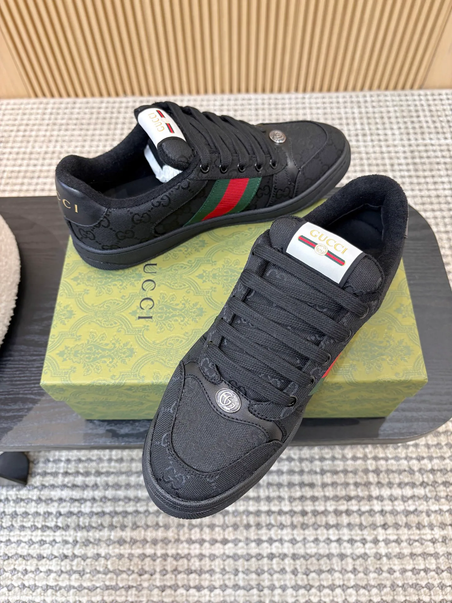 Кроссовки Женские Gucci 17978106