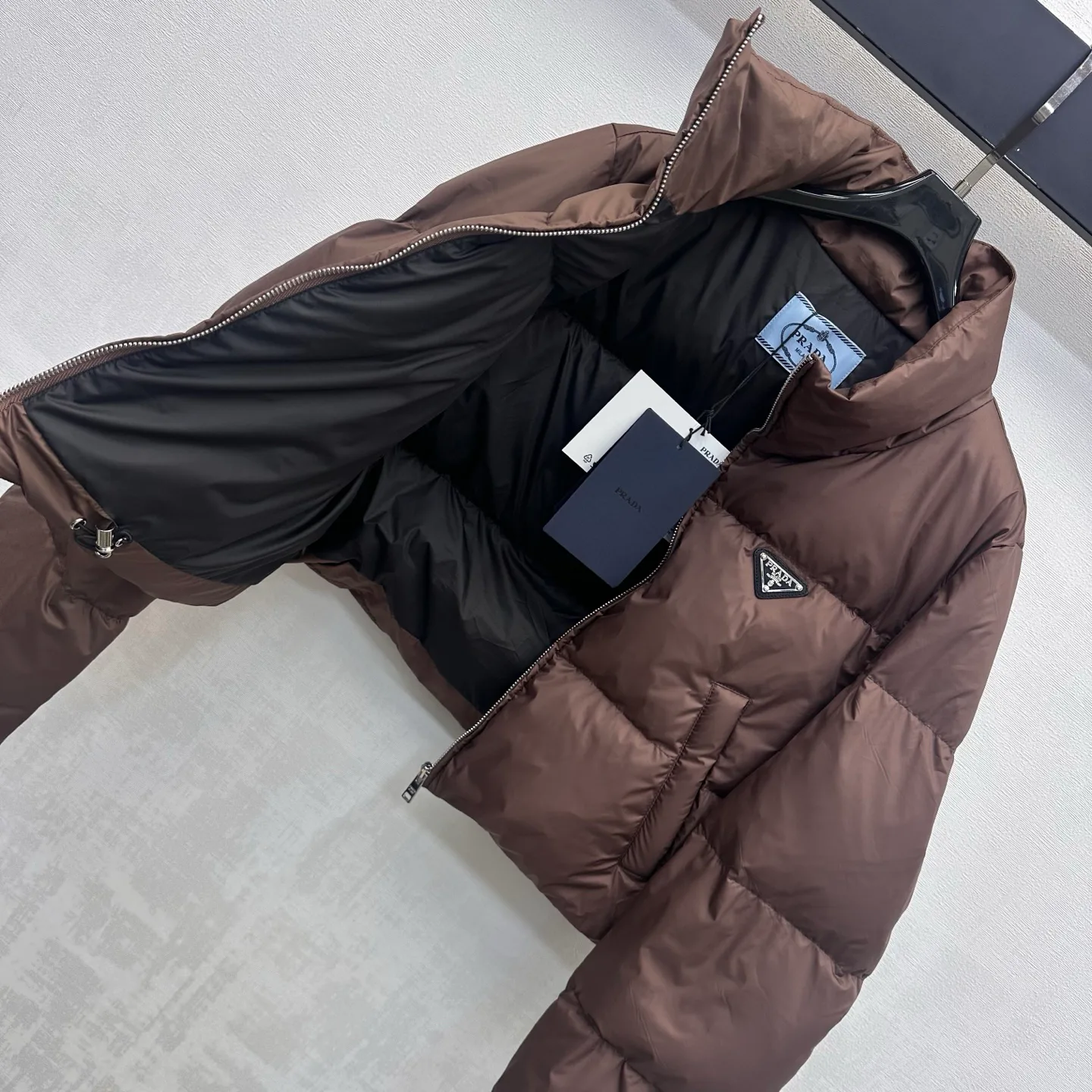 Куртки И Пуховики Женские Prada 18680917