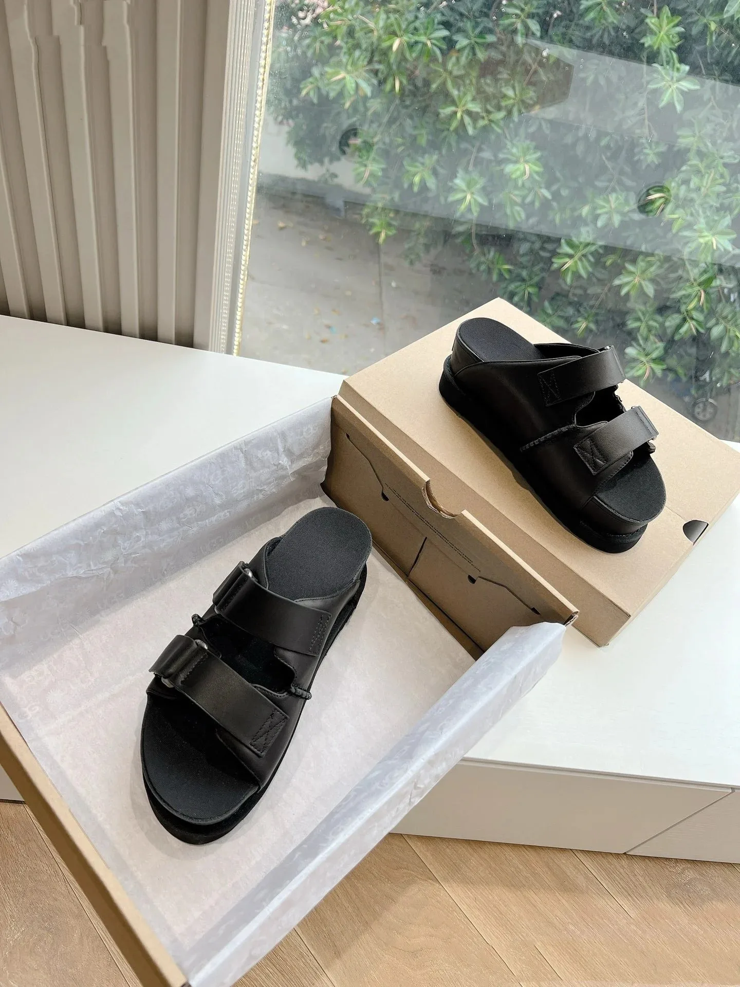 Шлепанцы Женские Ugg 302081