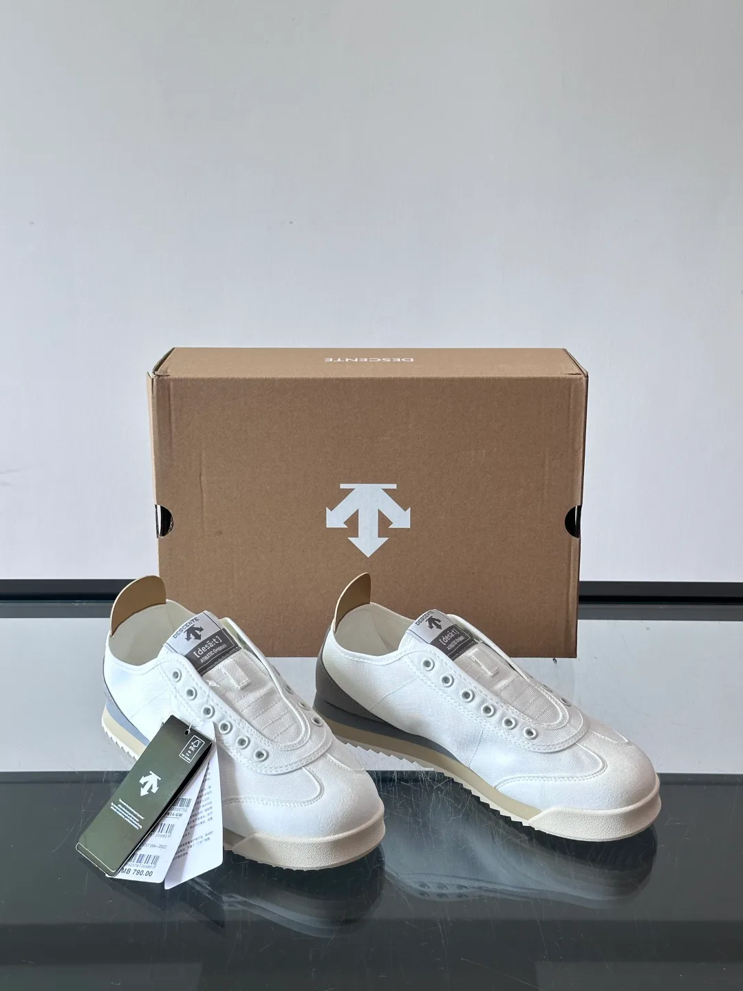 Кроссовки Женские Descente 17561828