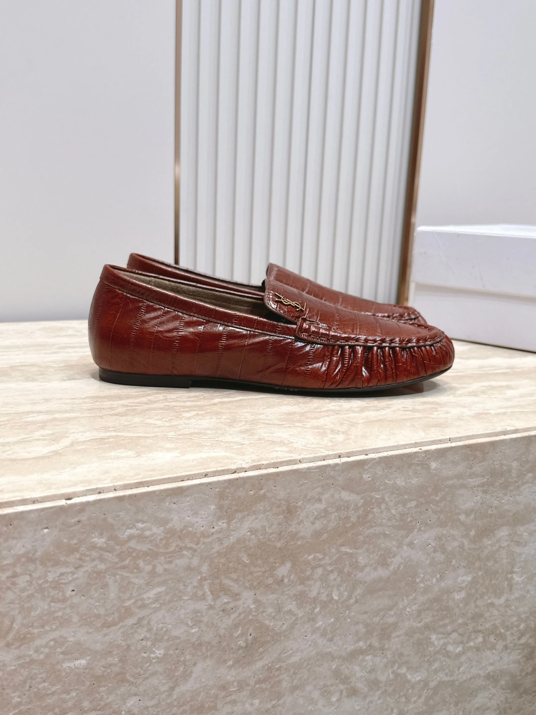 Лоферы И Мокасины Женские Saint Laurent 17701331