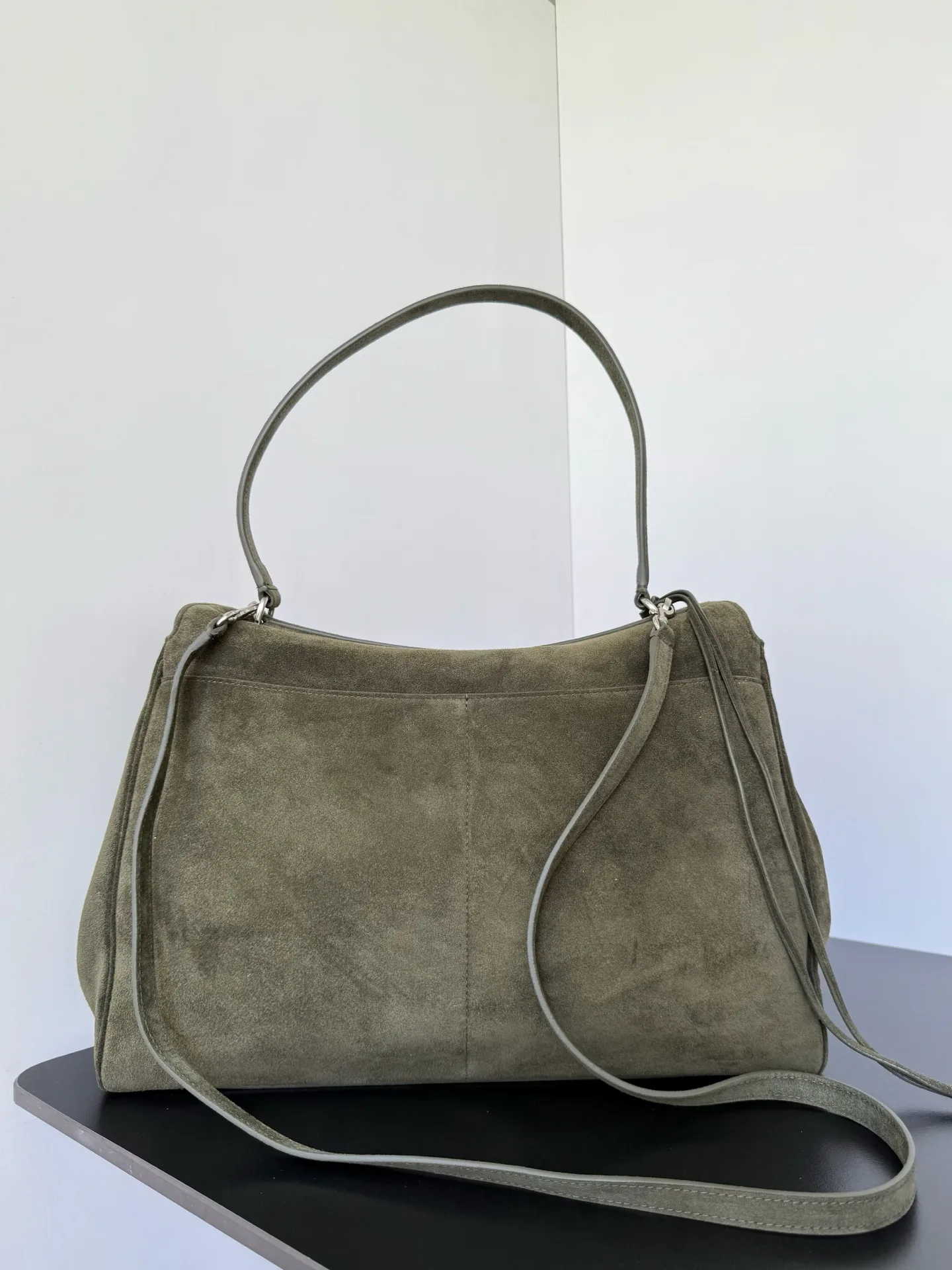 Классические Сумки Женские Balenciaga 11872200