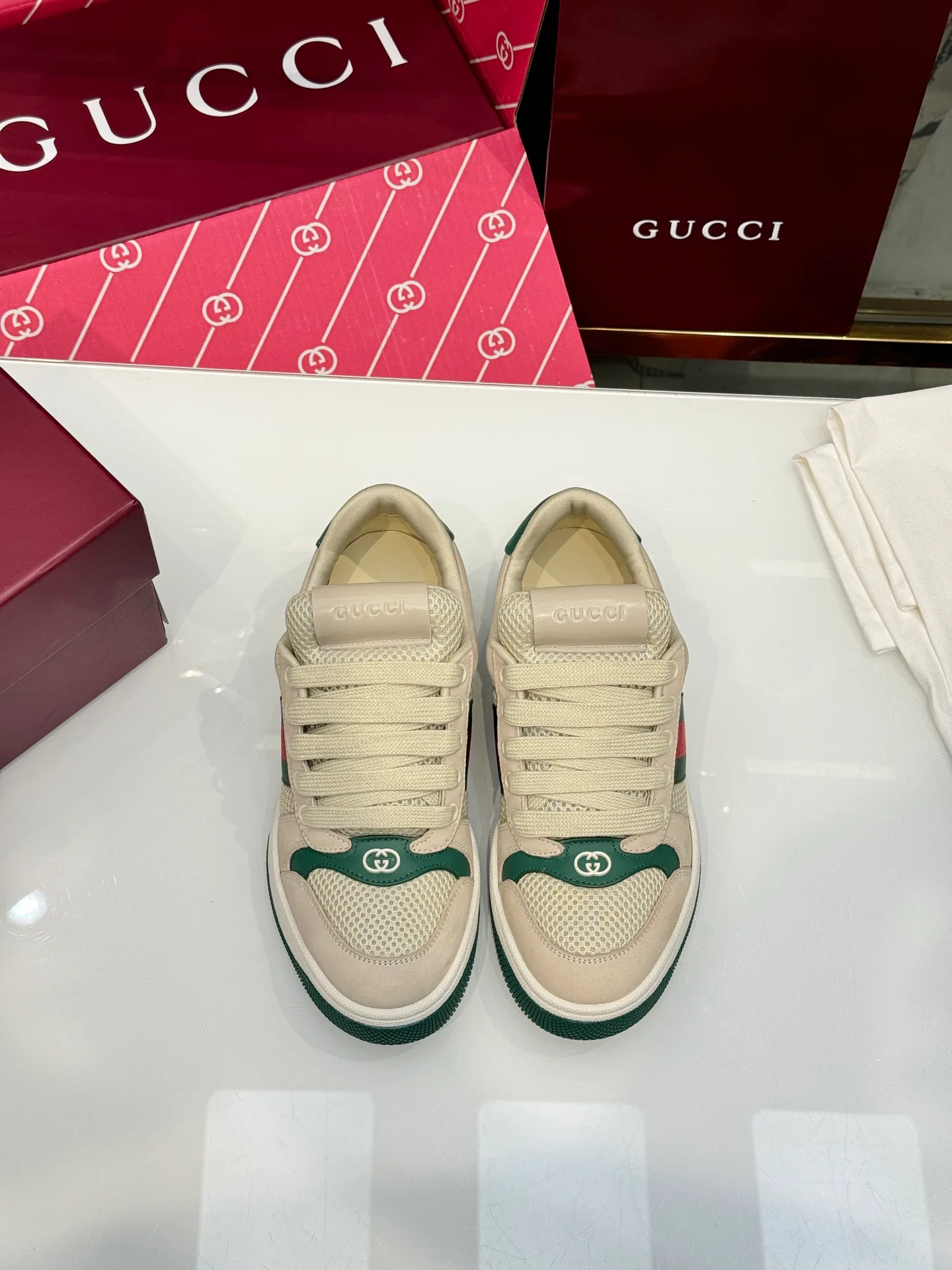Кроссовки Женские Gucci 17946878