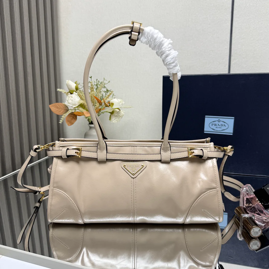 Классические Сумки Женские Prada 10446835