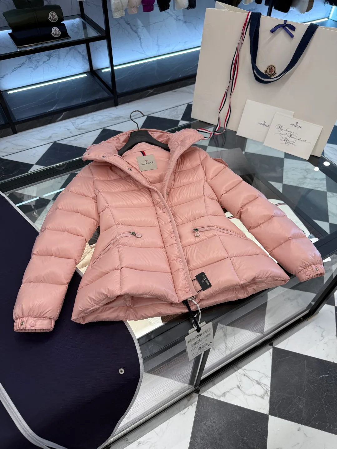 Куртки И Пуховики Женские Moncler 18741310