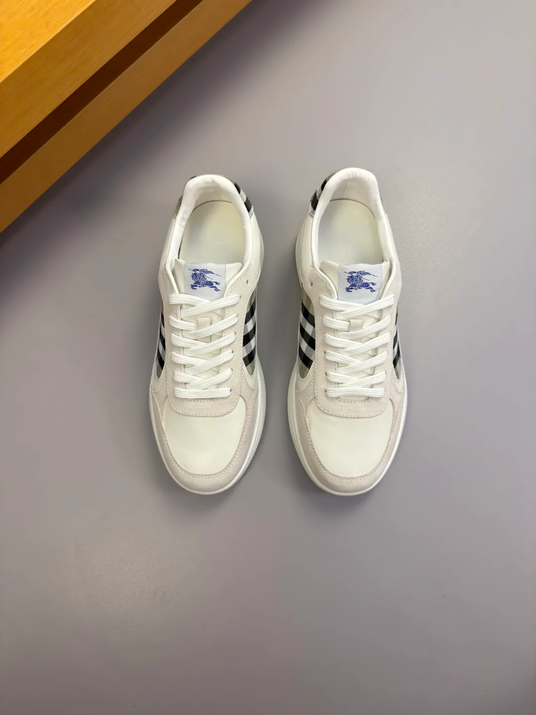 Кроссовки Мужские Burberry 17286842