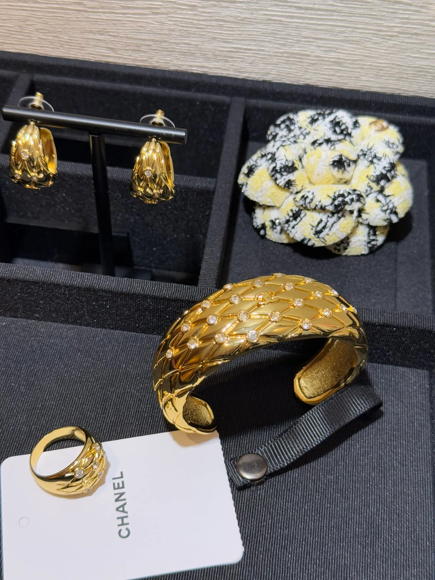 Бижутерия Chanel 11581469