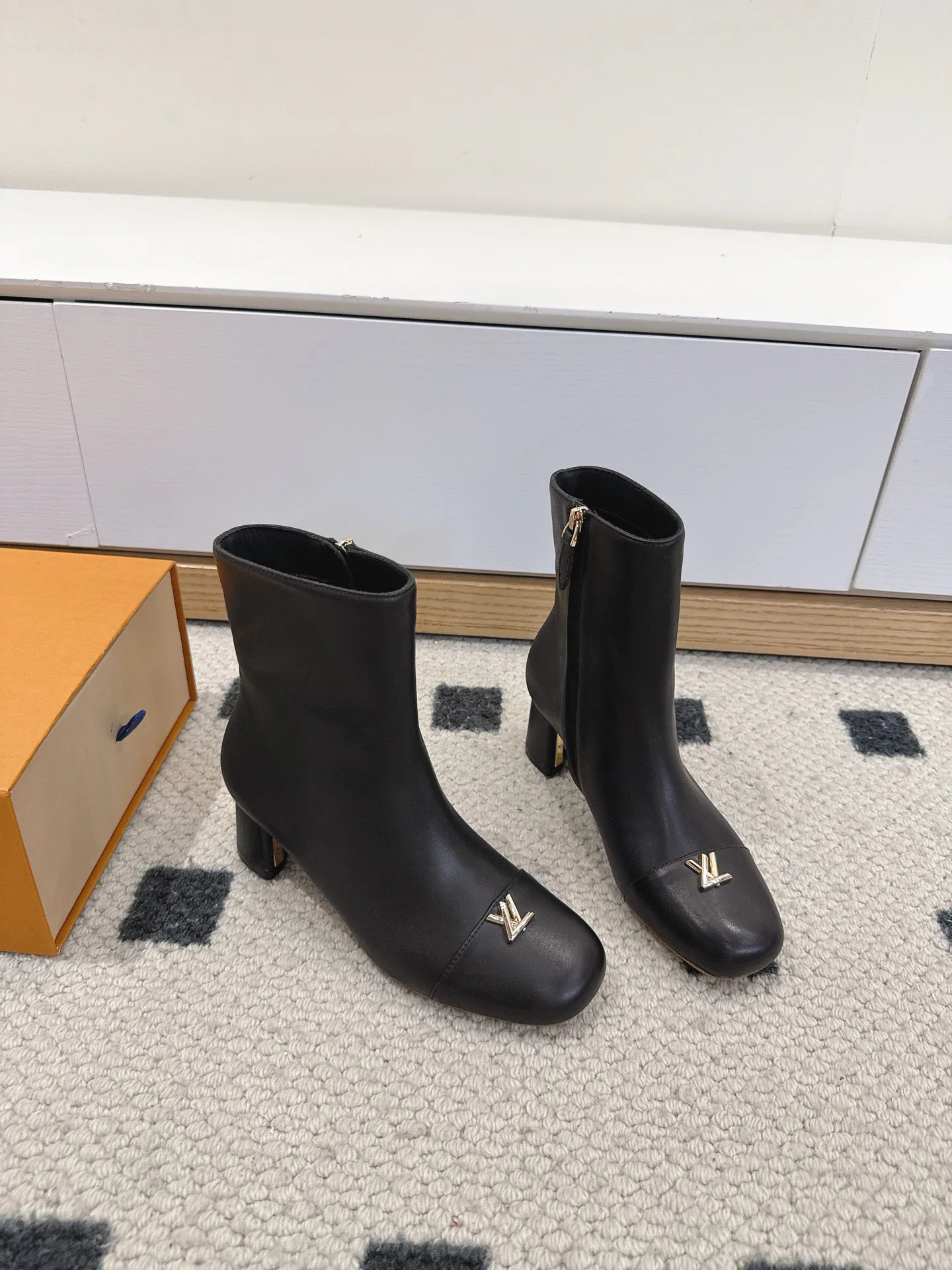 Ботинки Женские Louis Vuitton 5018347