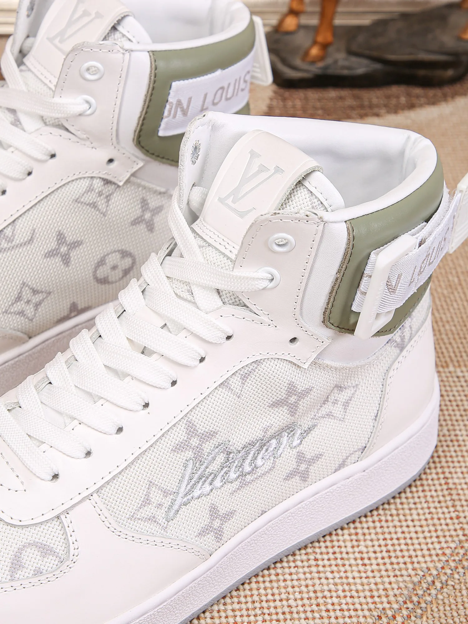 Ботинки Мужские Louis Vuitton 438118