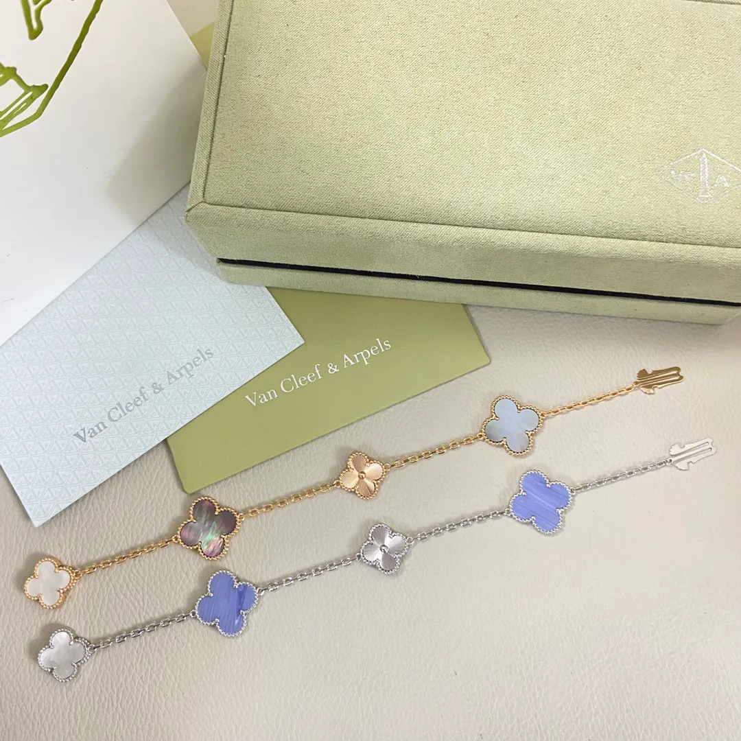 Бижутерия Van Cleef & Arpels 1256273