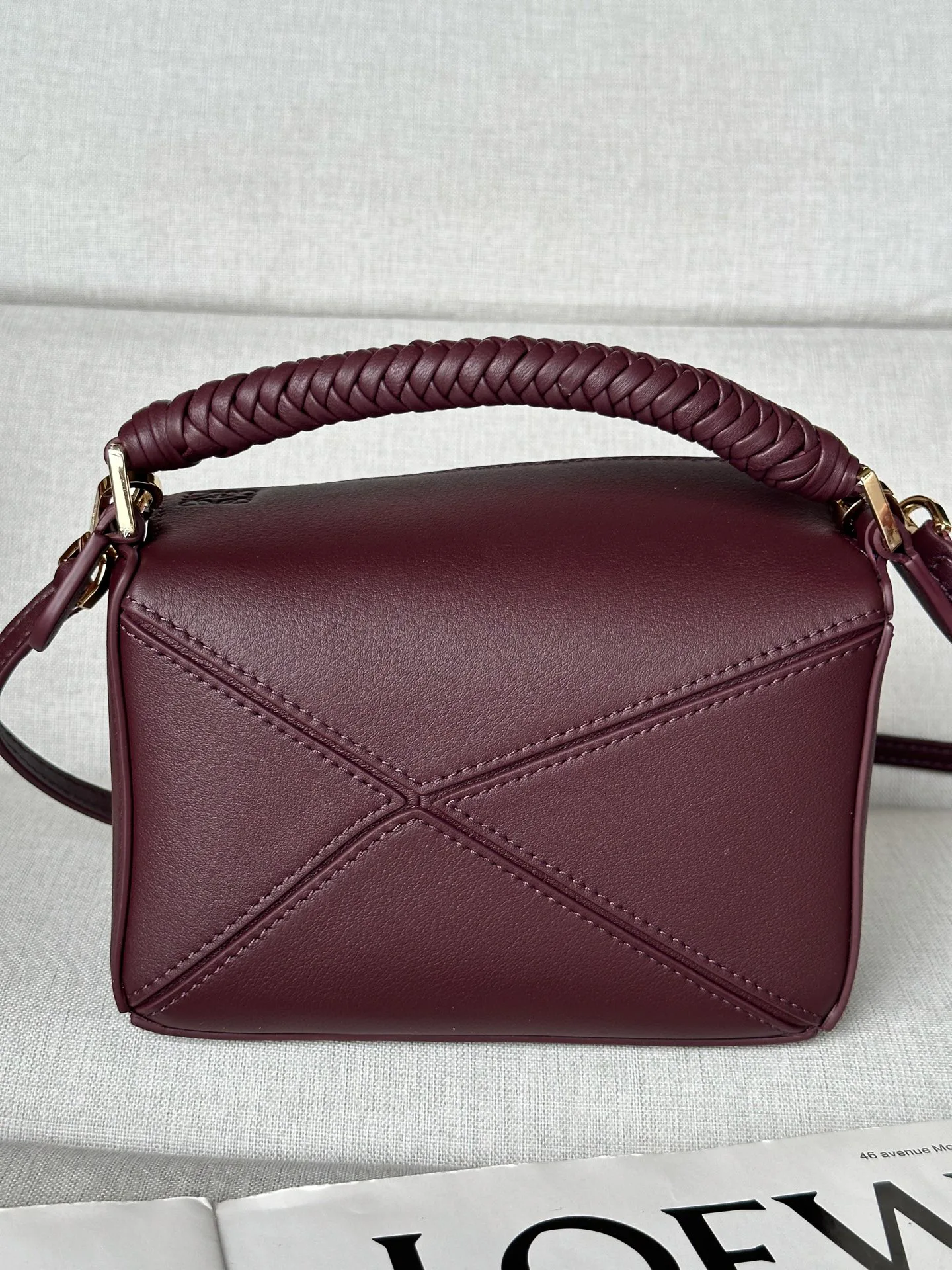 Классические Сумки Женские Loewe 11621877