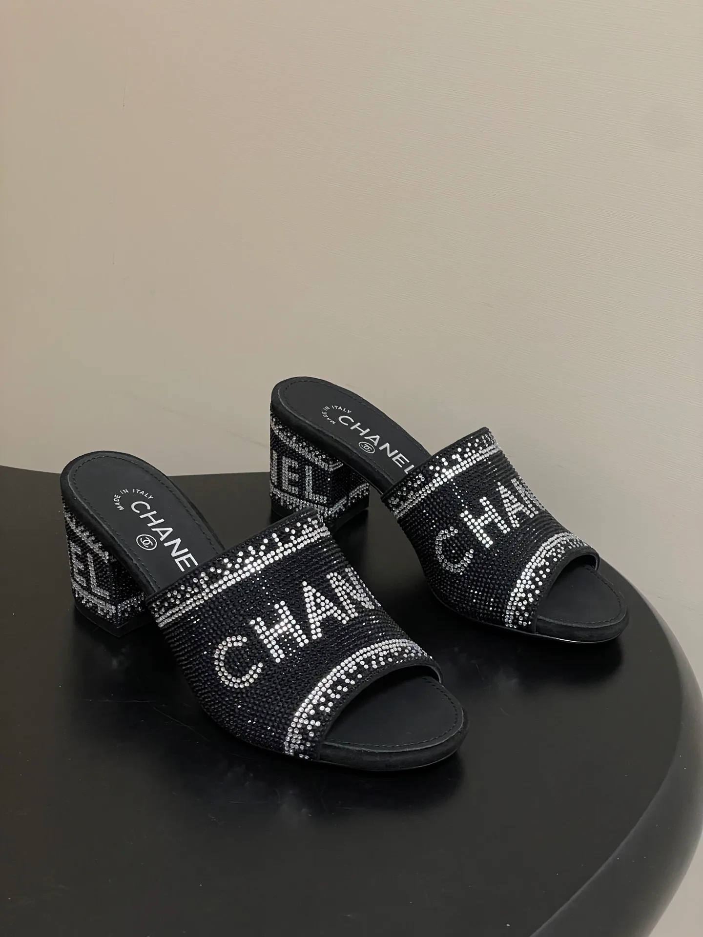 Босоножки Женские Chanel 10993946