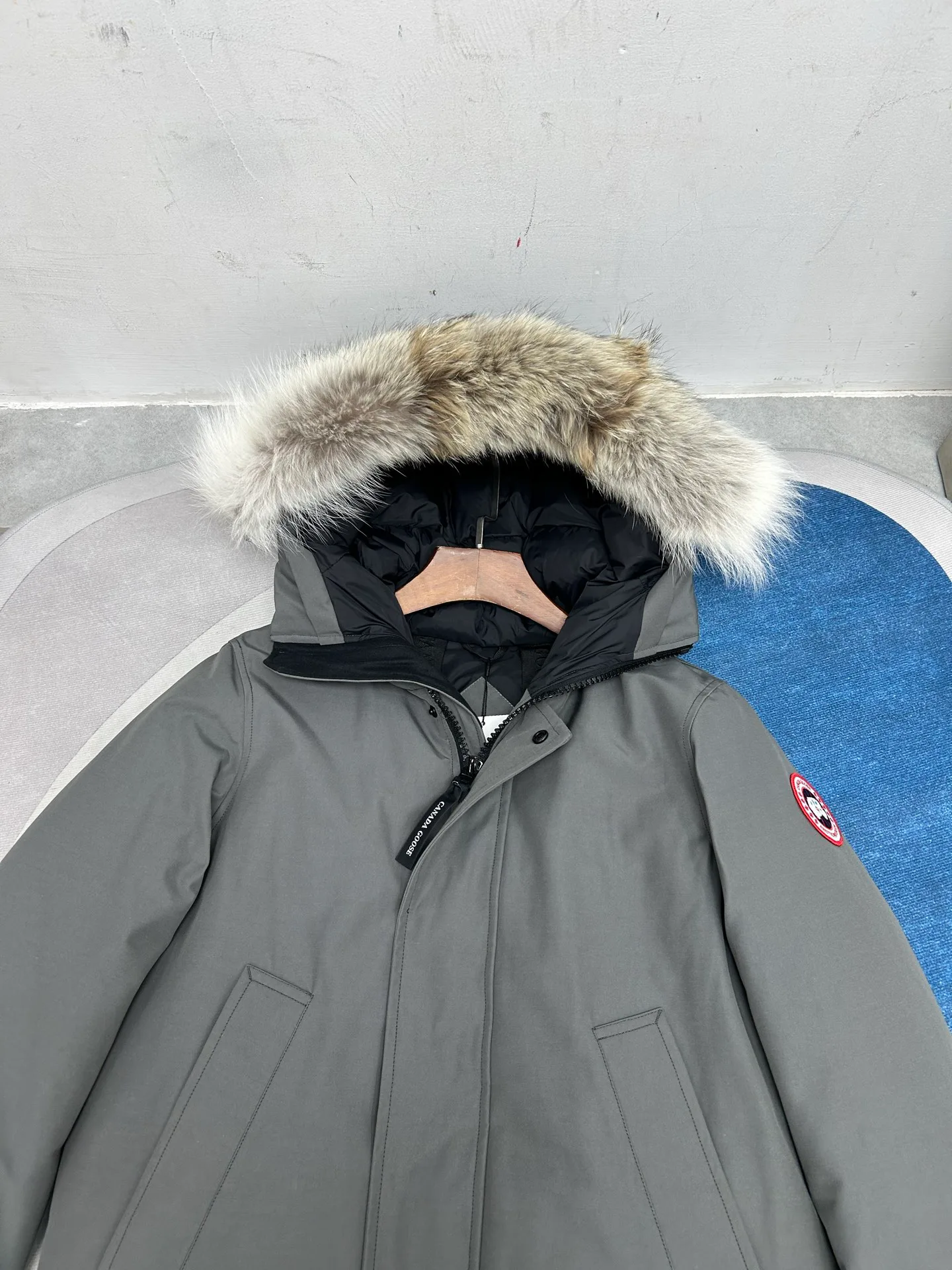 Куртки И Пуховики Женские Canada Goose 378381