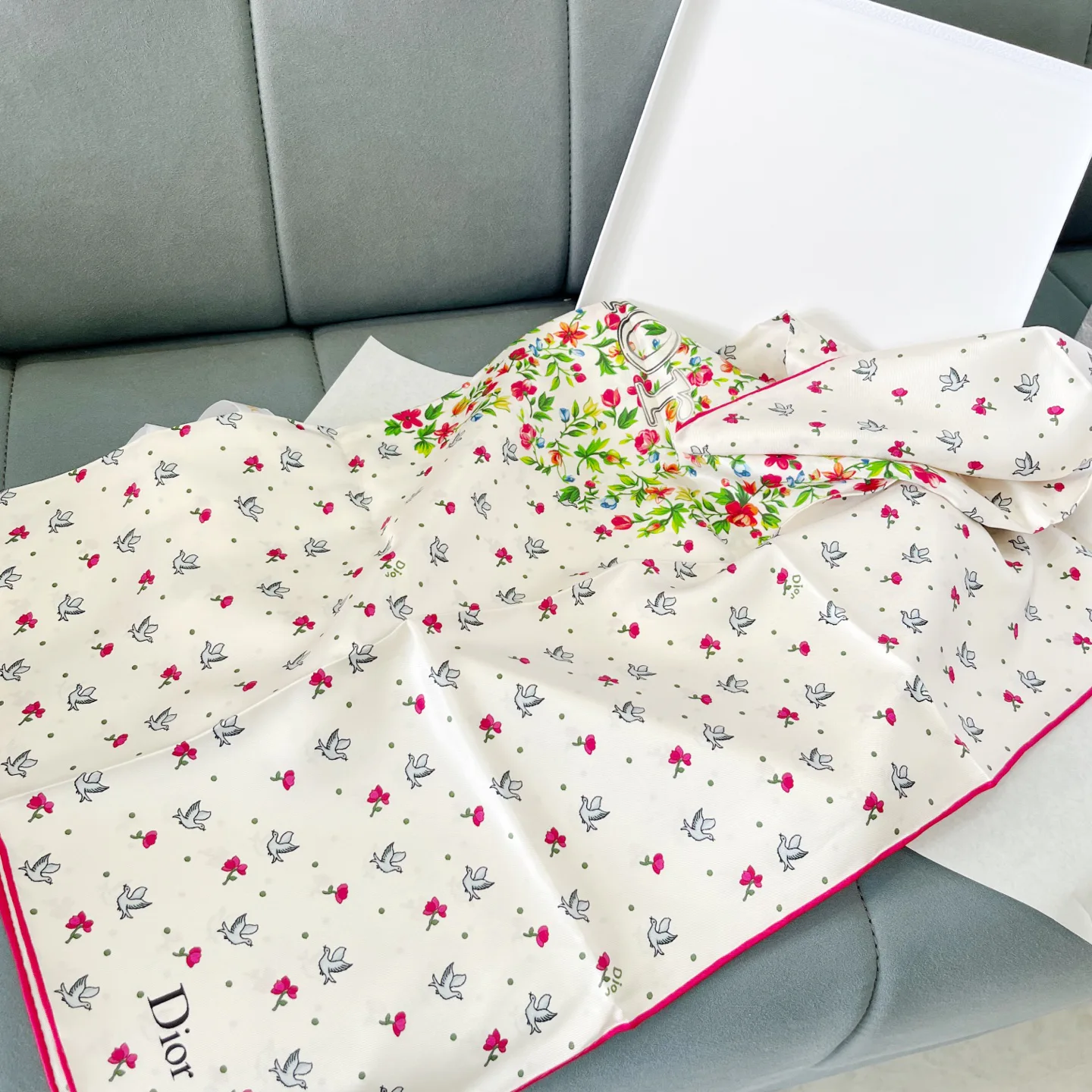 Платки Christian Dior 13560888