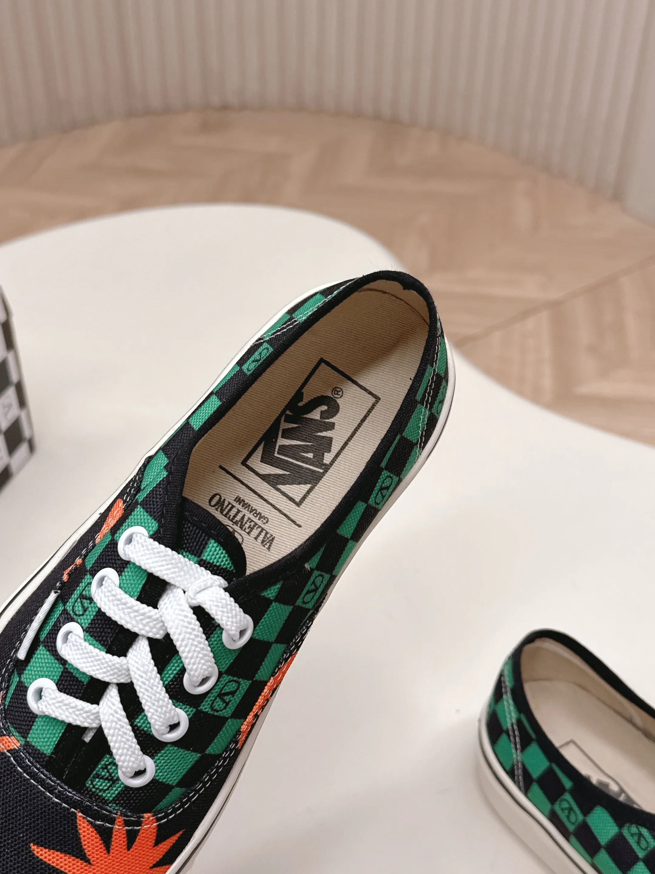 Кеды Женские Valentino 11070134