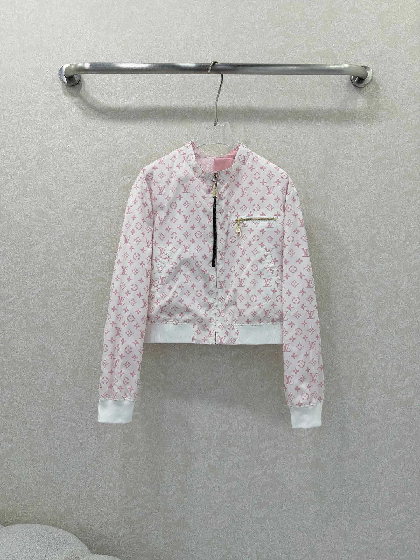 Куртки И Пуховики Мужские Louis Vuitton 9669904