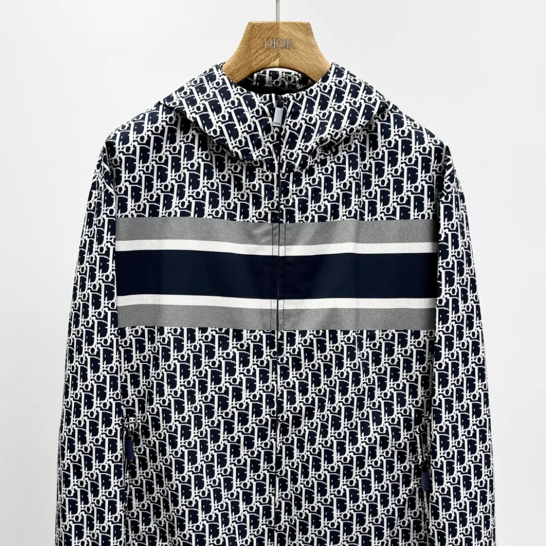 Куртки И Пуховики Мужские Christian Dior 11209531