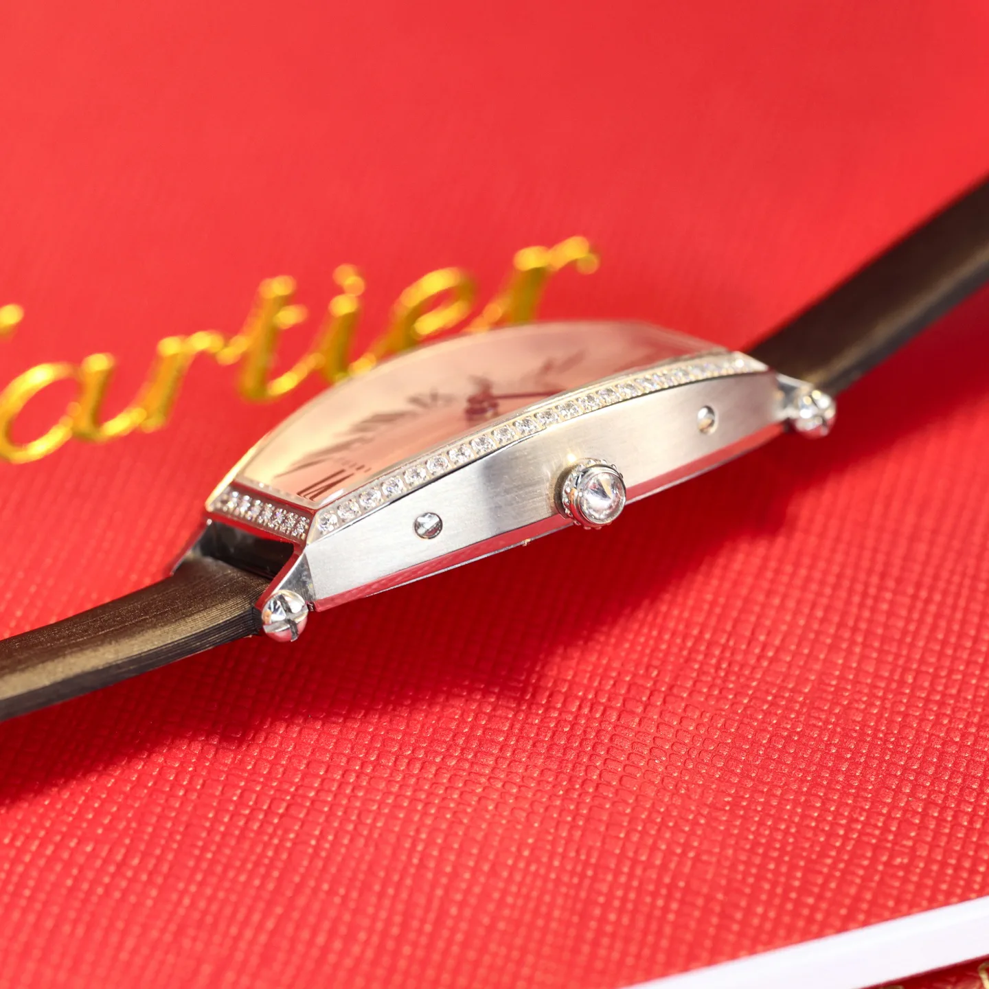 Часы Женские Cartier 11637401