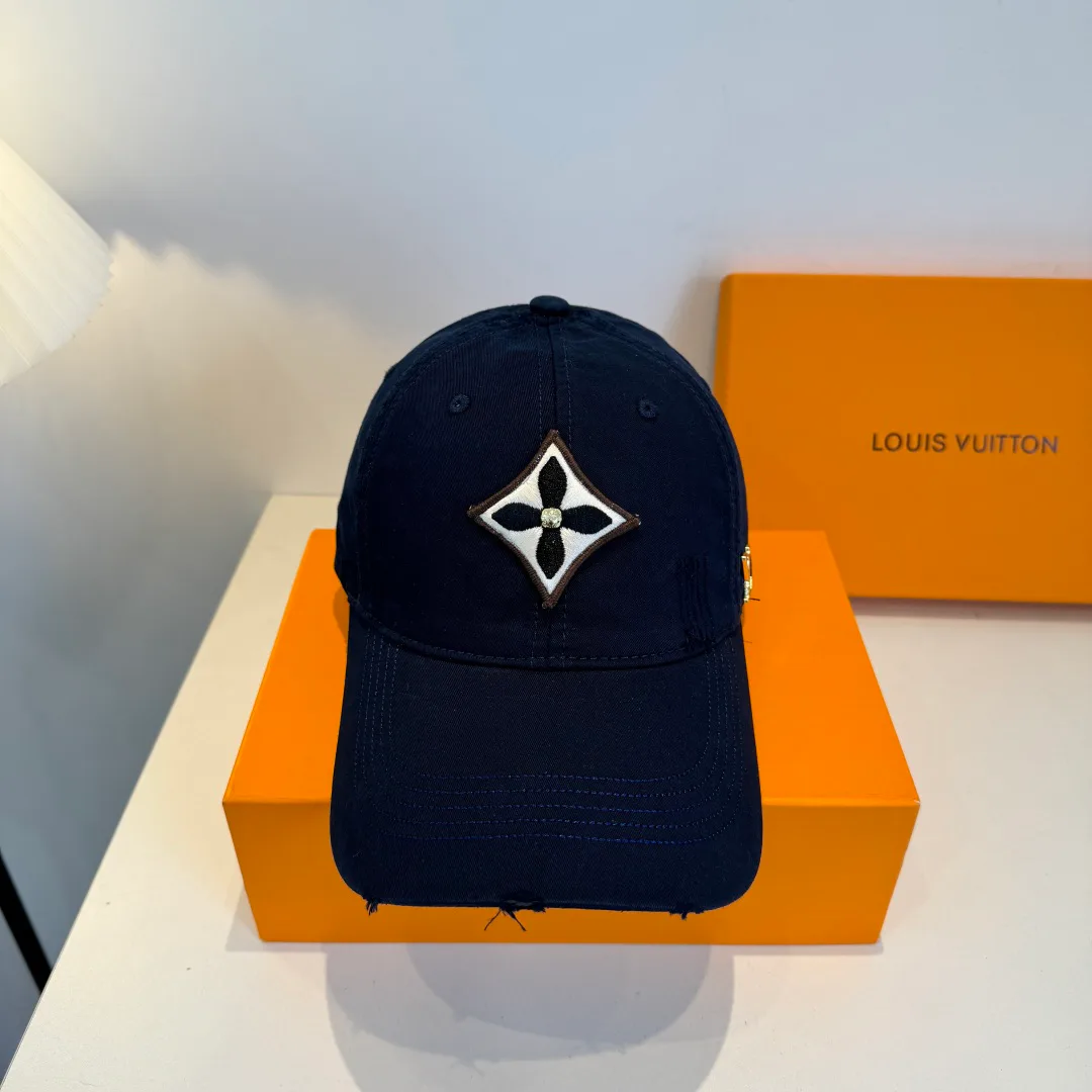 Головные Уборы Louis Vuitton 11469007