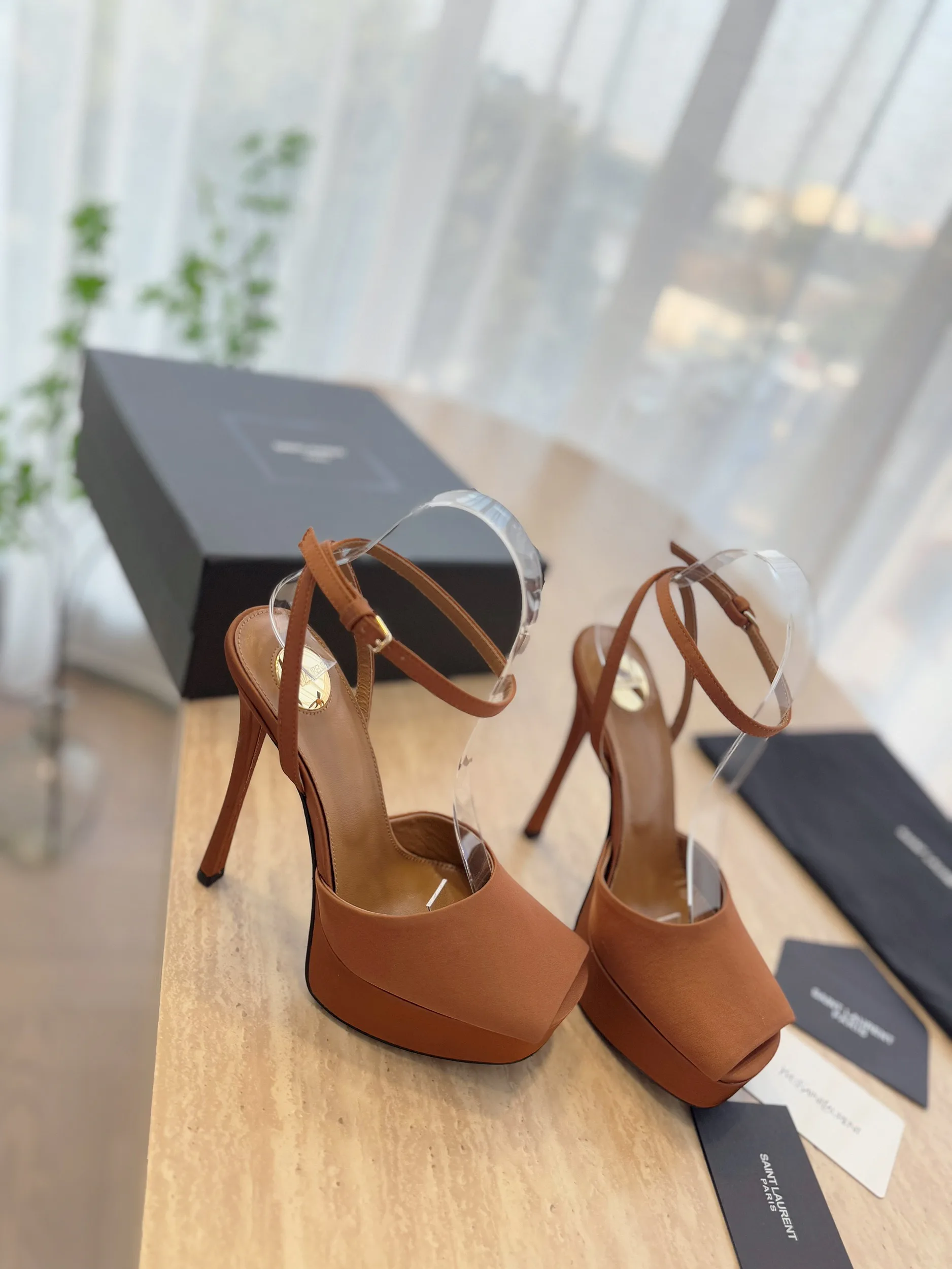 Босоножки Женские Saint Laurent 12836