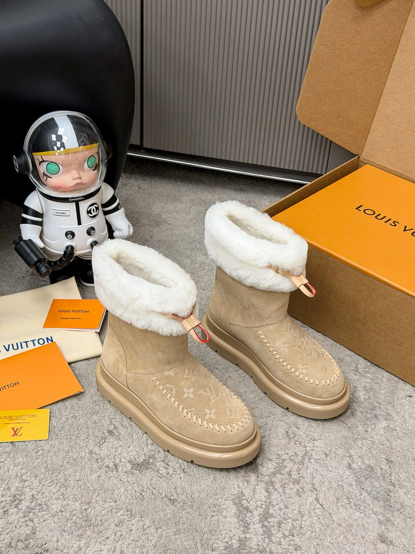 Угги Женские Louis Vuitton 604336