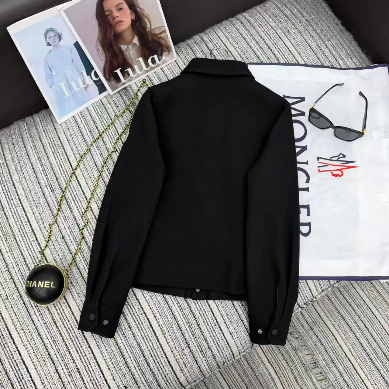 Куртки И Пуховики Женские Moncler 2600348