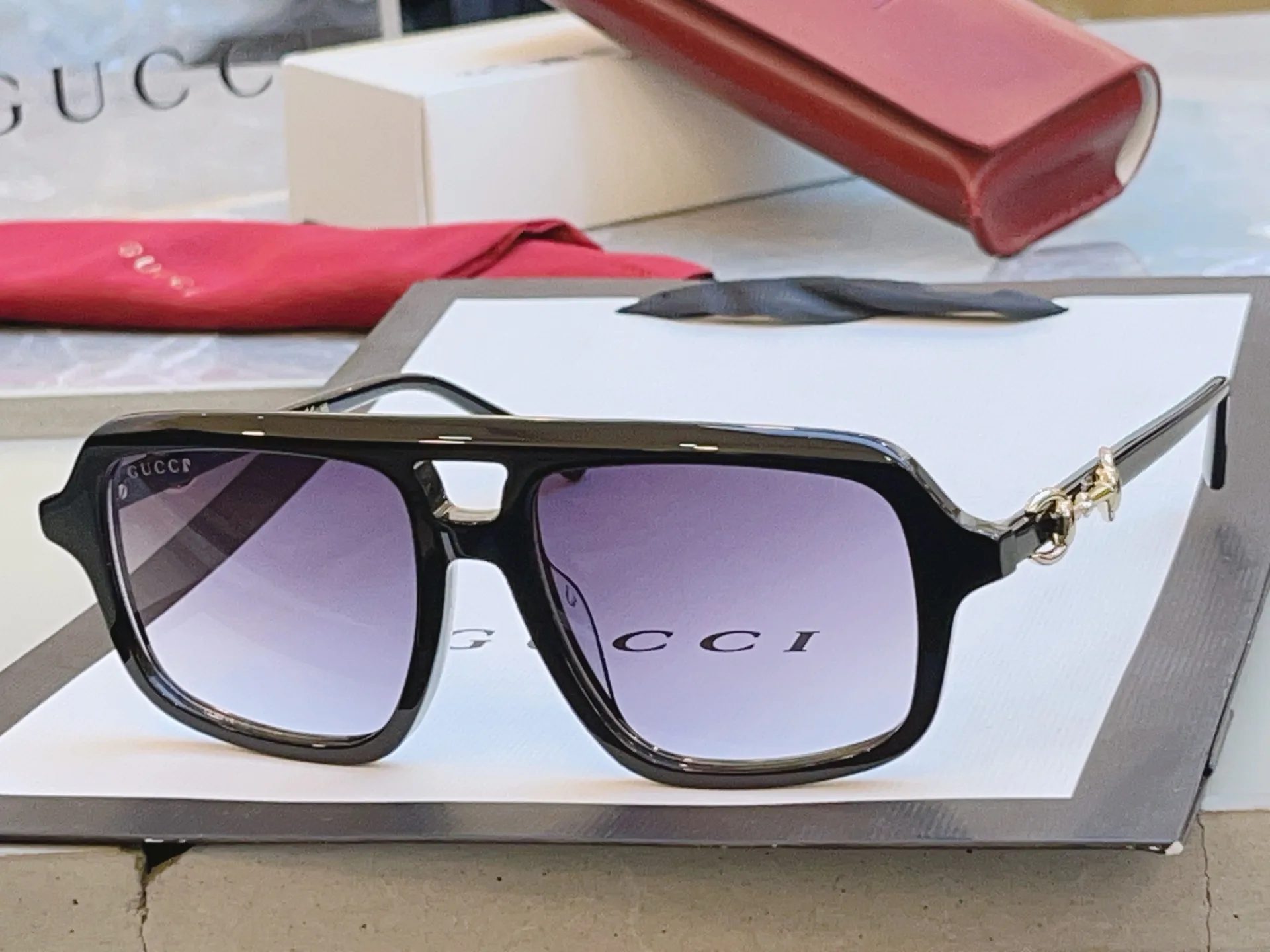 Очки Gucci 11432757