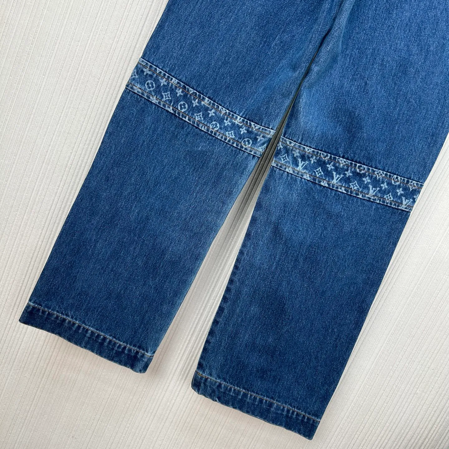 Джинсы Женские Louis Vuitton 550700