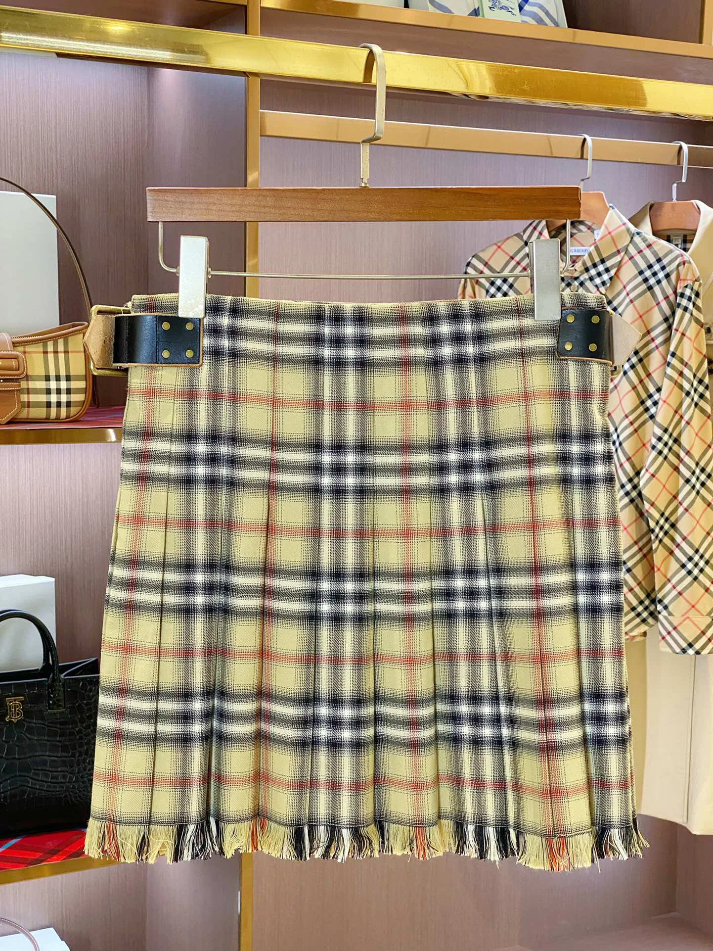 Юбки Женские Burberry 18386453