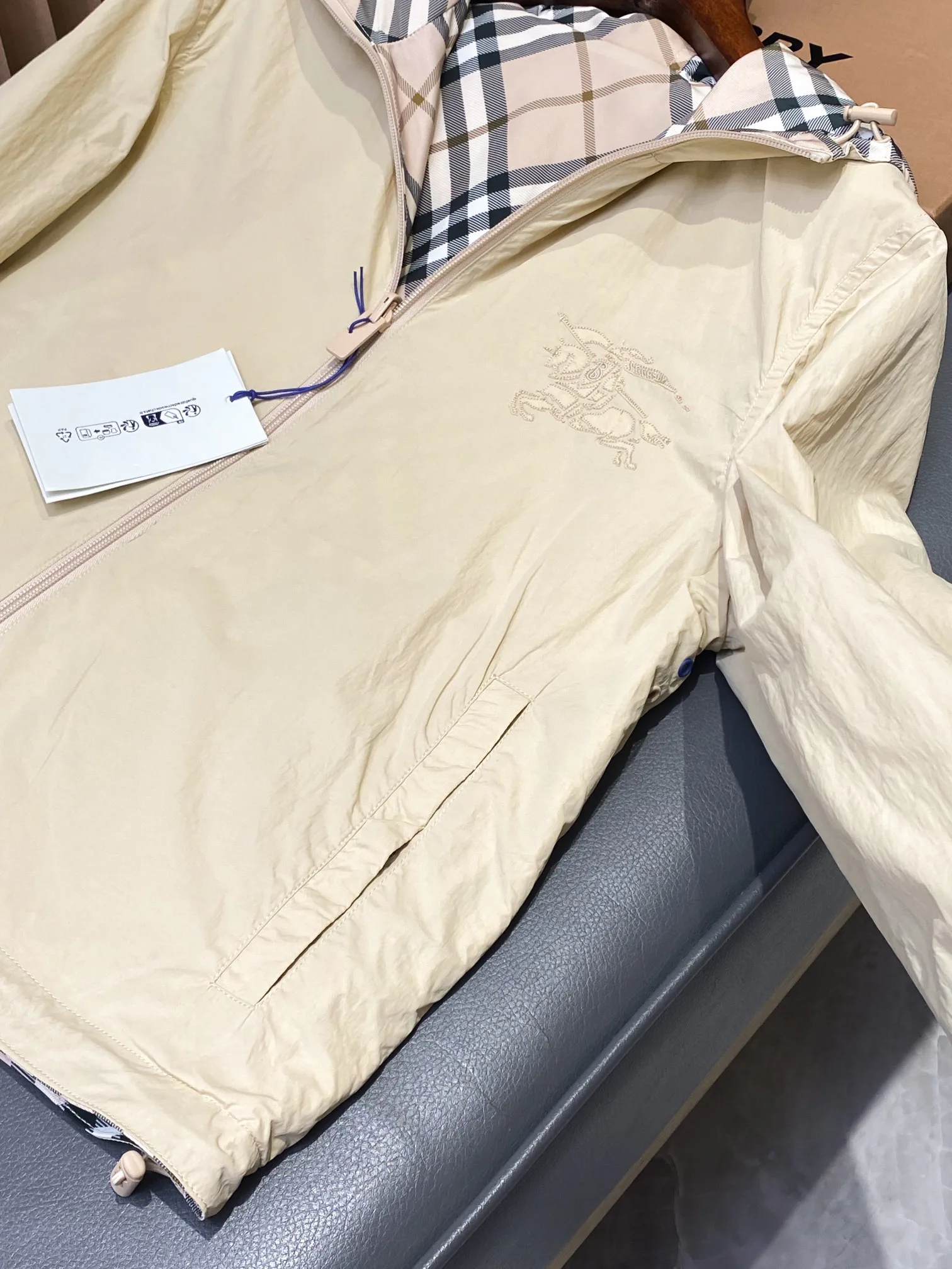 Куртки И Пуховики Мужские Burberry 13433003