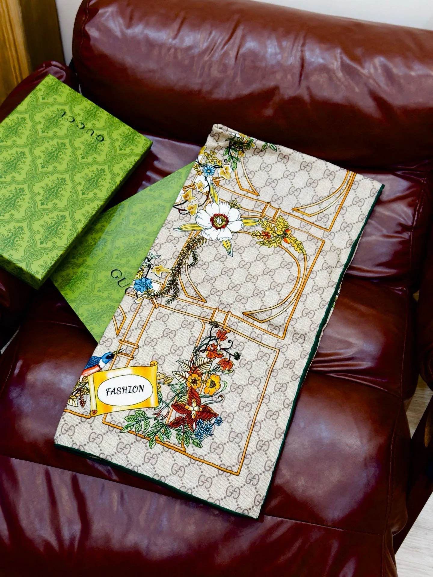 Шарфы Gucci 153876