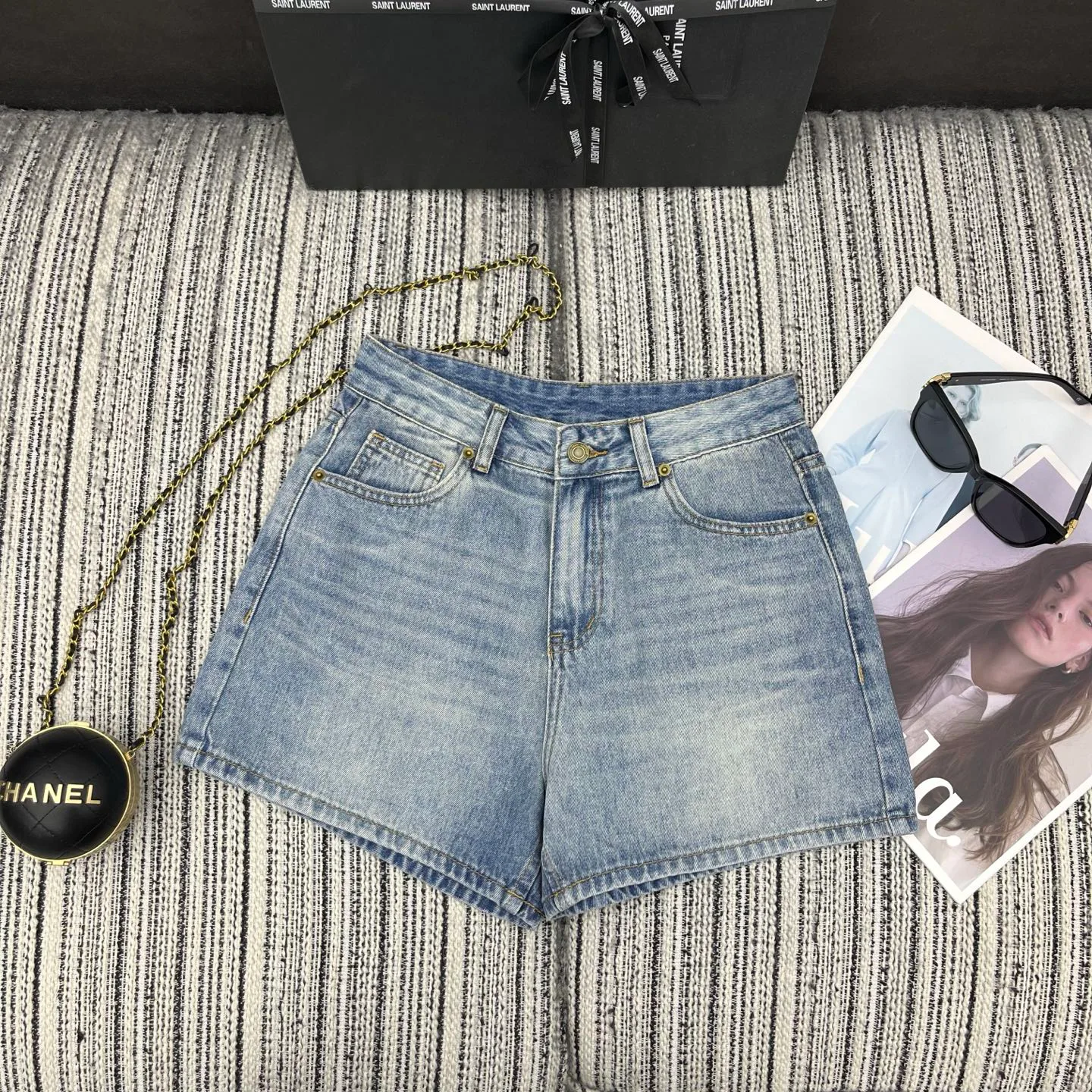 Шорты Женские Saint Laurent 13347003