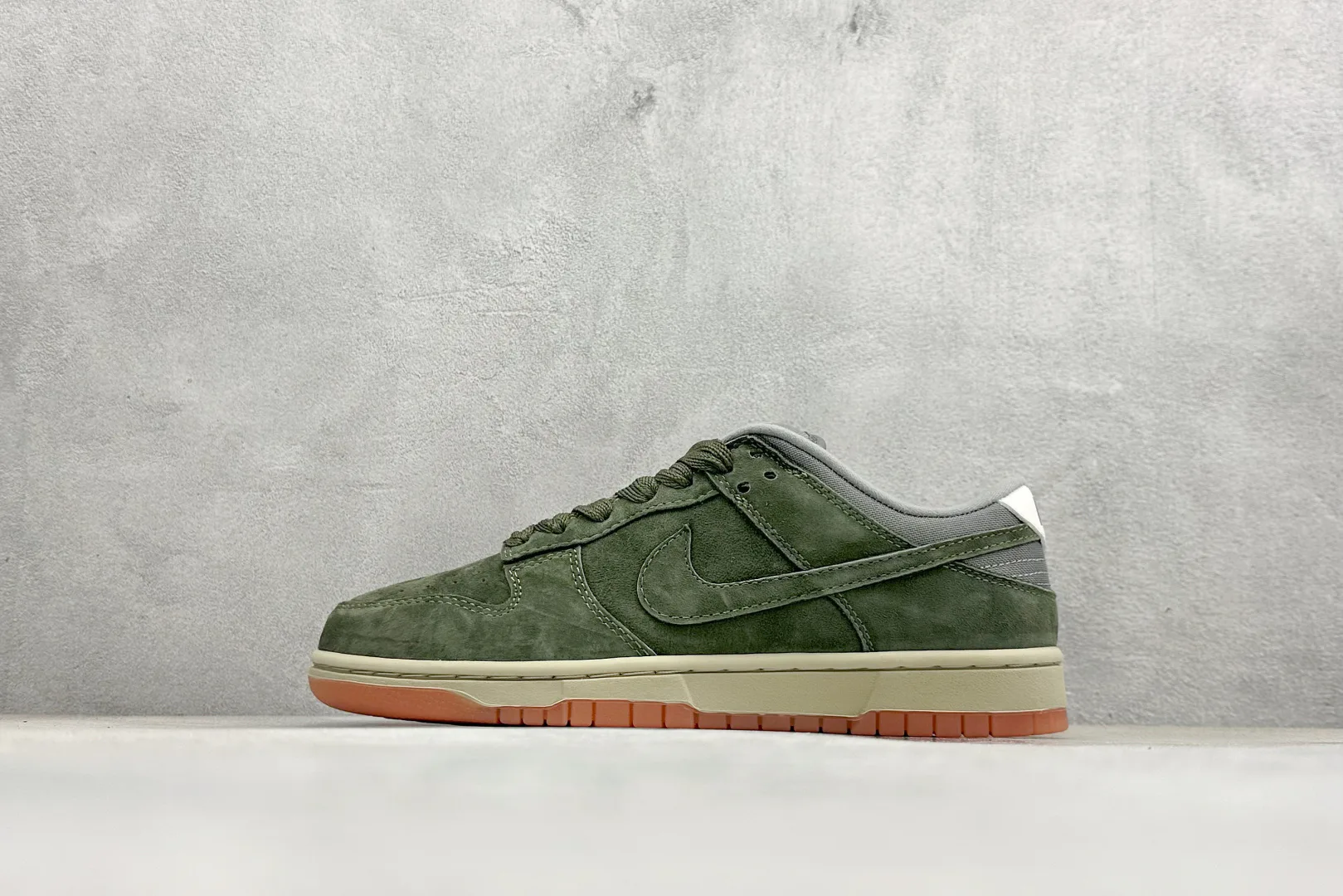 Кроссовки Женские Nike 495764